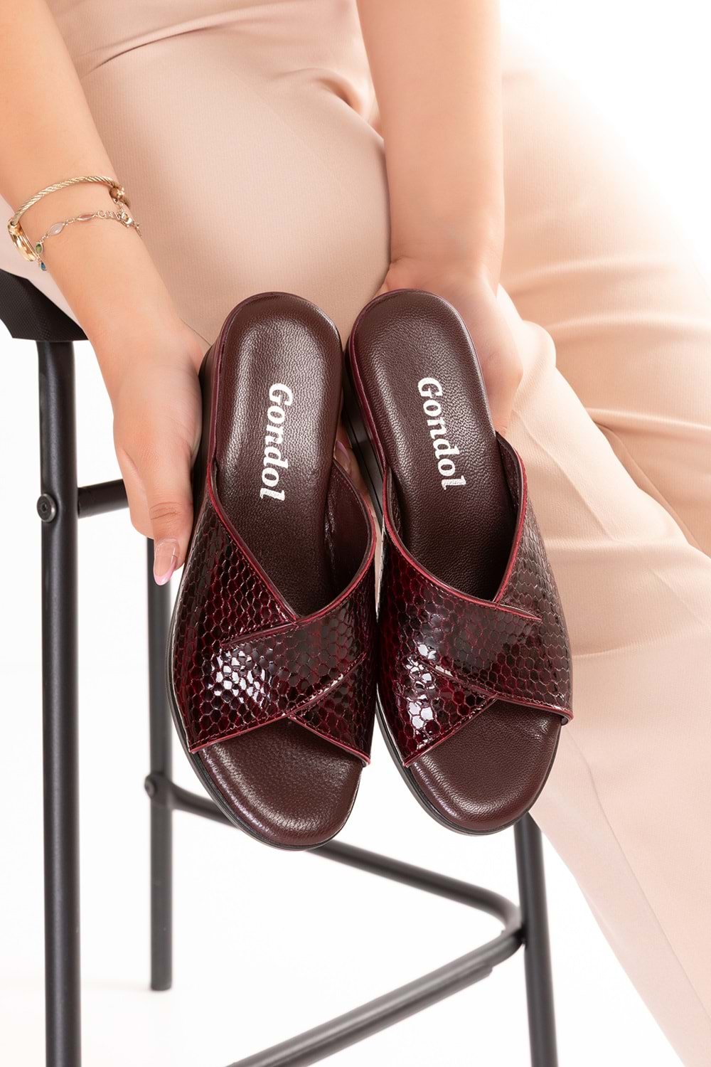 Gondol Hakiki Deri Ev Terliği özl.2763 - Bordo - 39