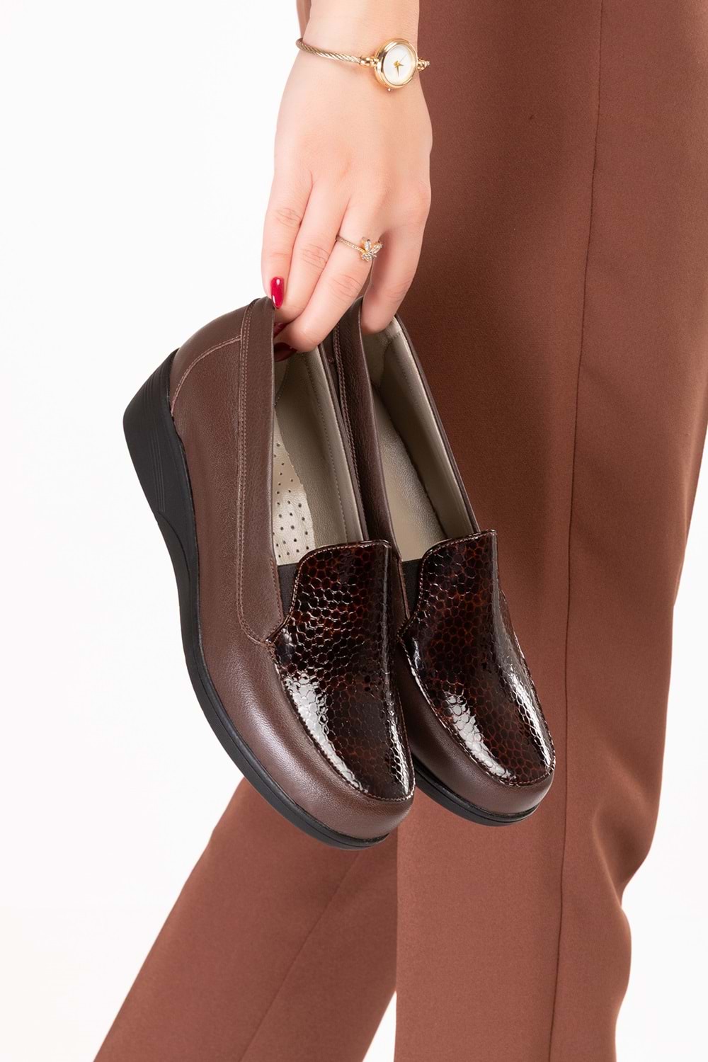 Gondol Hakiki Deri Ortopedik Taban Ayakkabı vdt.2606 - Kahve Petek - 42