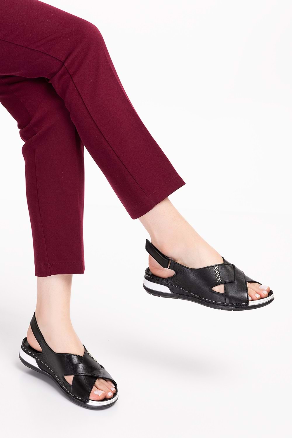 Gondol Kadın Hakiki Deri Anatomik Taban Sandalet iz.4605 - Siyah - 36