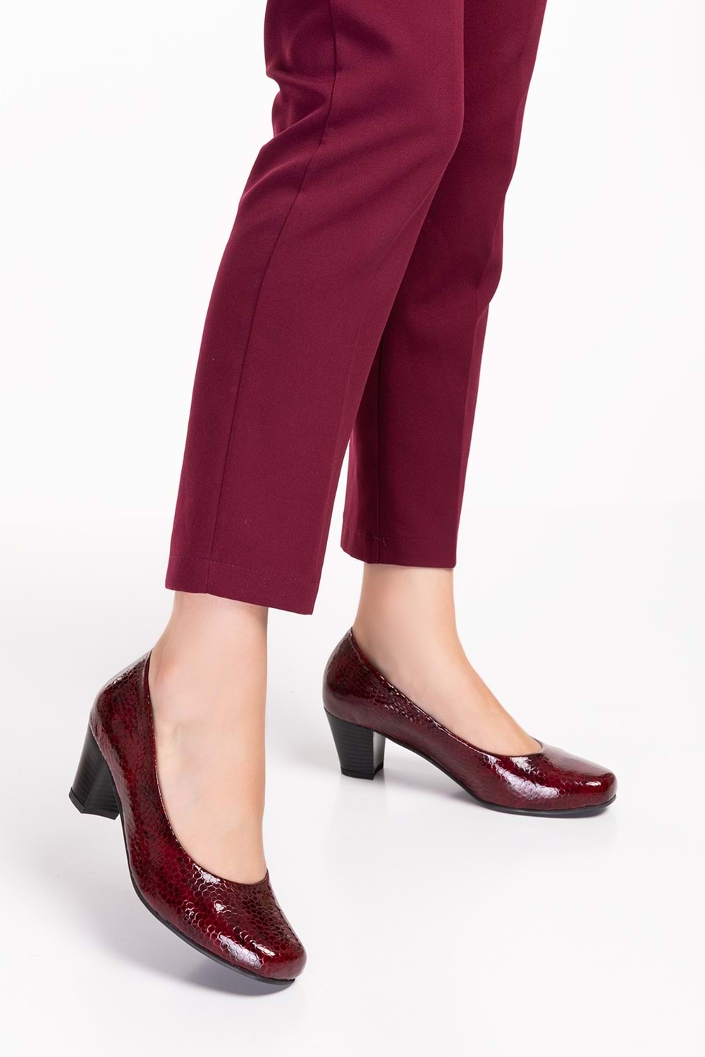 Gondol Kadın Hakiki Deri Yuvarlak Burun Rahat Topuklu Ayakkabı şhn.5116-1 - Bordo Petek - 36