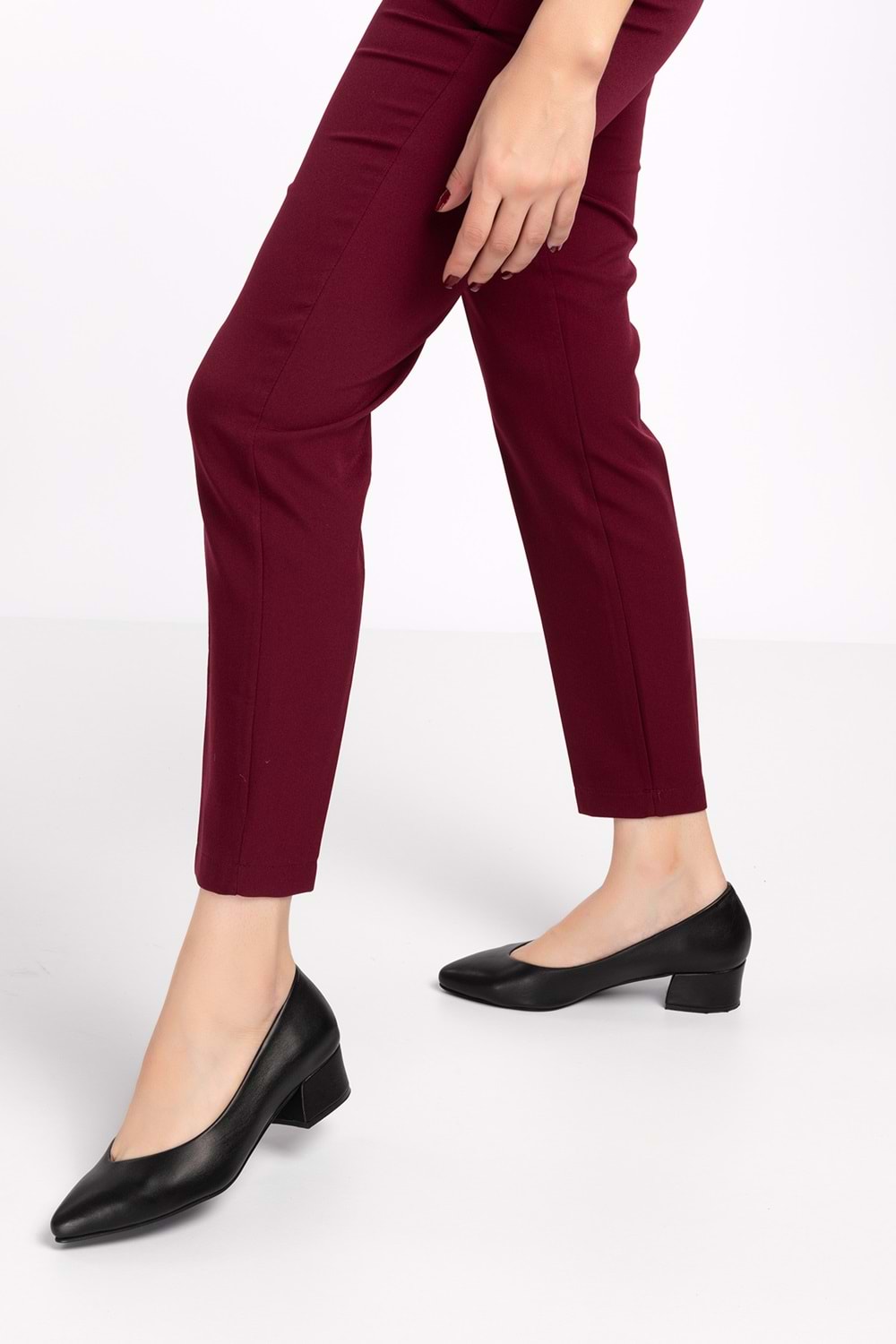 Gondol Kadın Hakiki Deri Topuklu Hostes Ayakkabısı şhn.801 - Siyah - 42