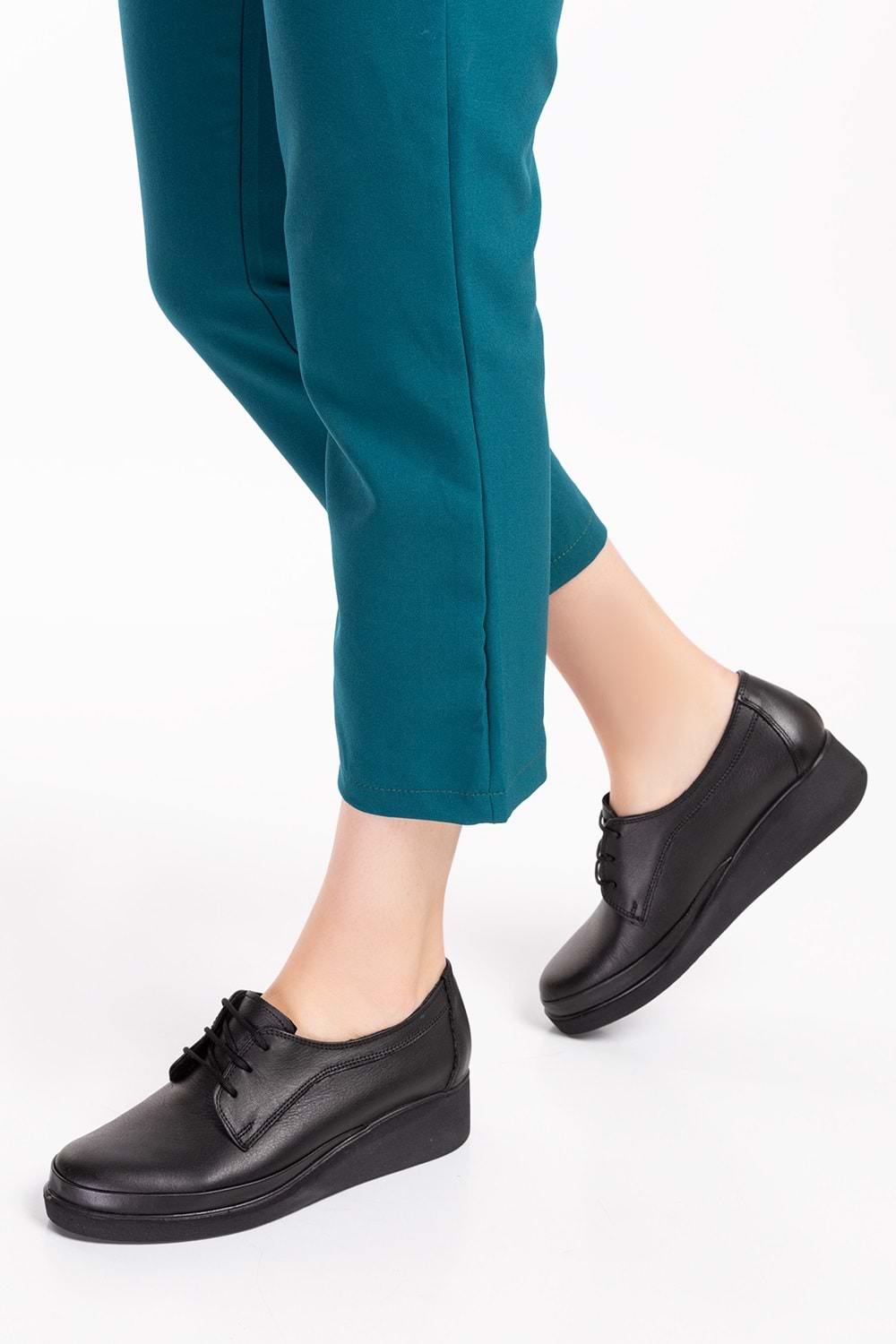 Gondol Hakiki Deri Anatomik Taban Rahat Ayakkabı ndr.124 - Siyah Cilt - 42