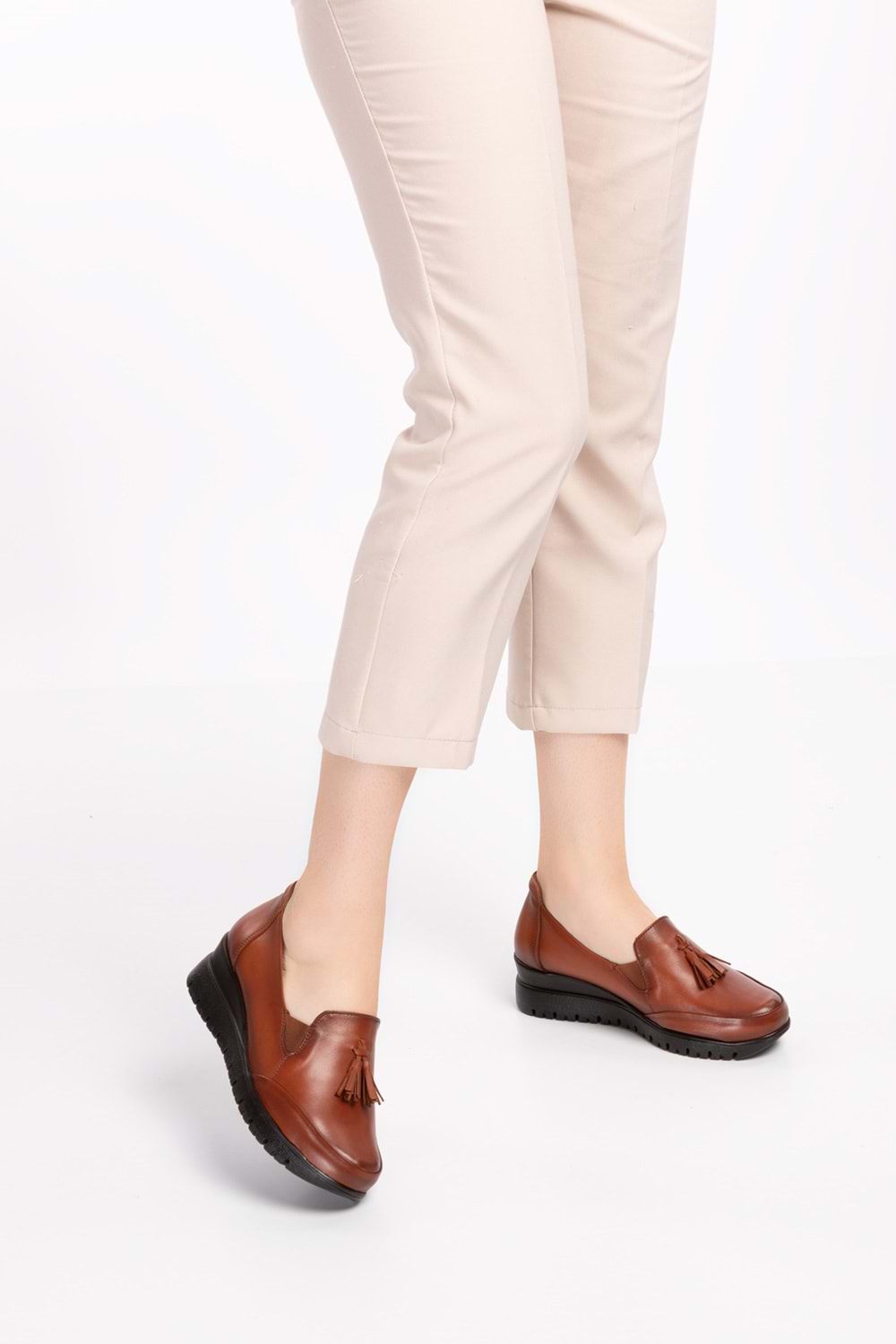 Gondol Kadın Hakiki Deri Anatomik Taban Dolgu Topuklu Günlük Ayakkabı pyt.6204 - Taba - 39