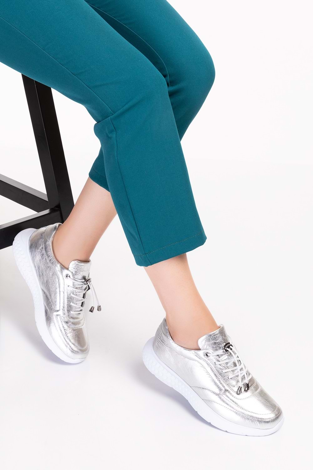 Gondol Içi Dışı Hakiki Deri Faylon Taban Hafif Spor Ayakkabı es.110 - Gümüş - 36