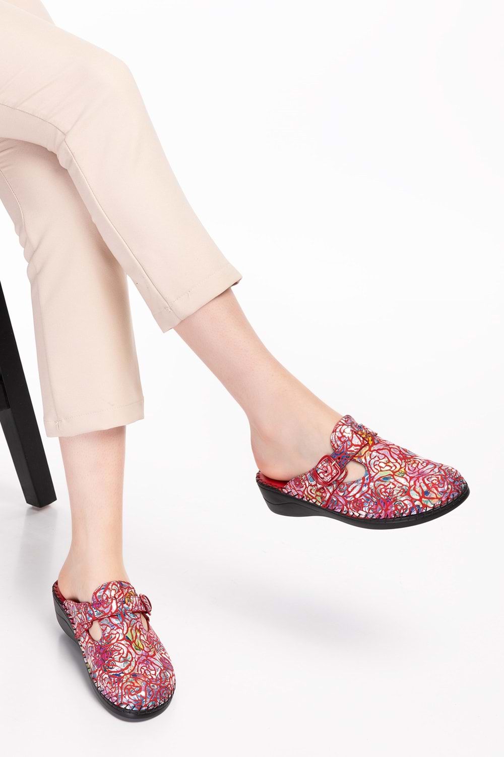 Gondol Kadın Hakiki Deri Ortopedik Sabo Terlik yprk.707 - Pembe Desen - 37