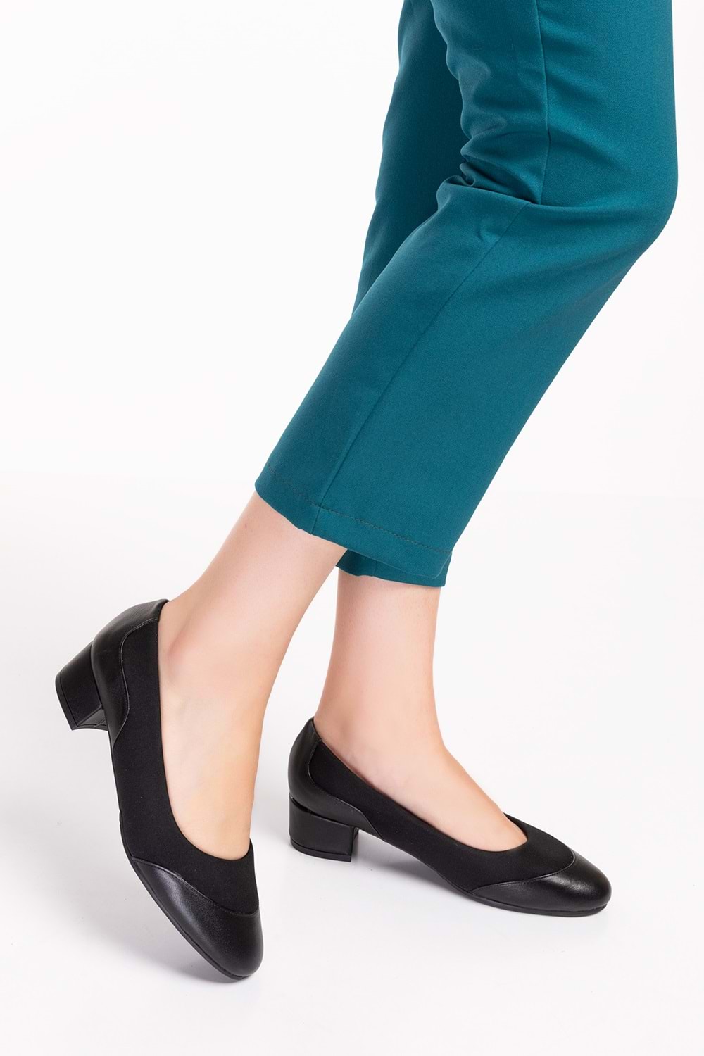 Gondol Hakiki Deri Kısa Topuk Rahat Ayakkabı vdt.39 - Siyah - 35