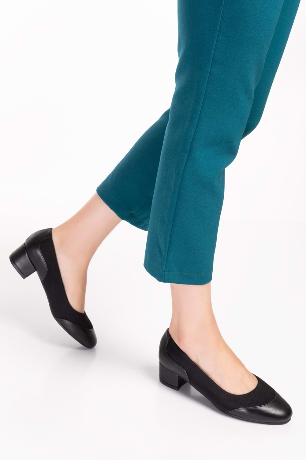 Gondol Hakiki Deri Kısa Topuk Rahat Ayakkabı vdt.39 - Siyah - 35