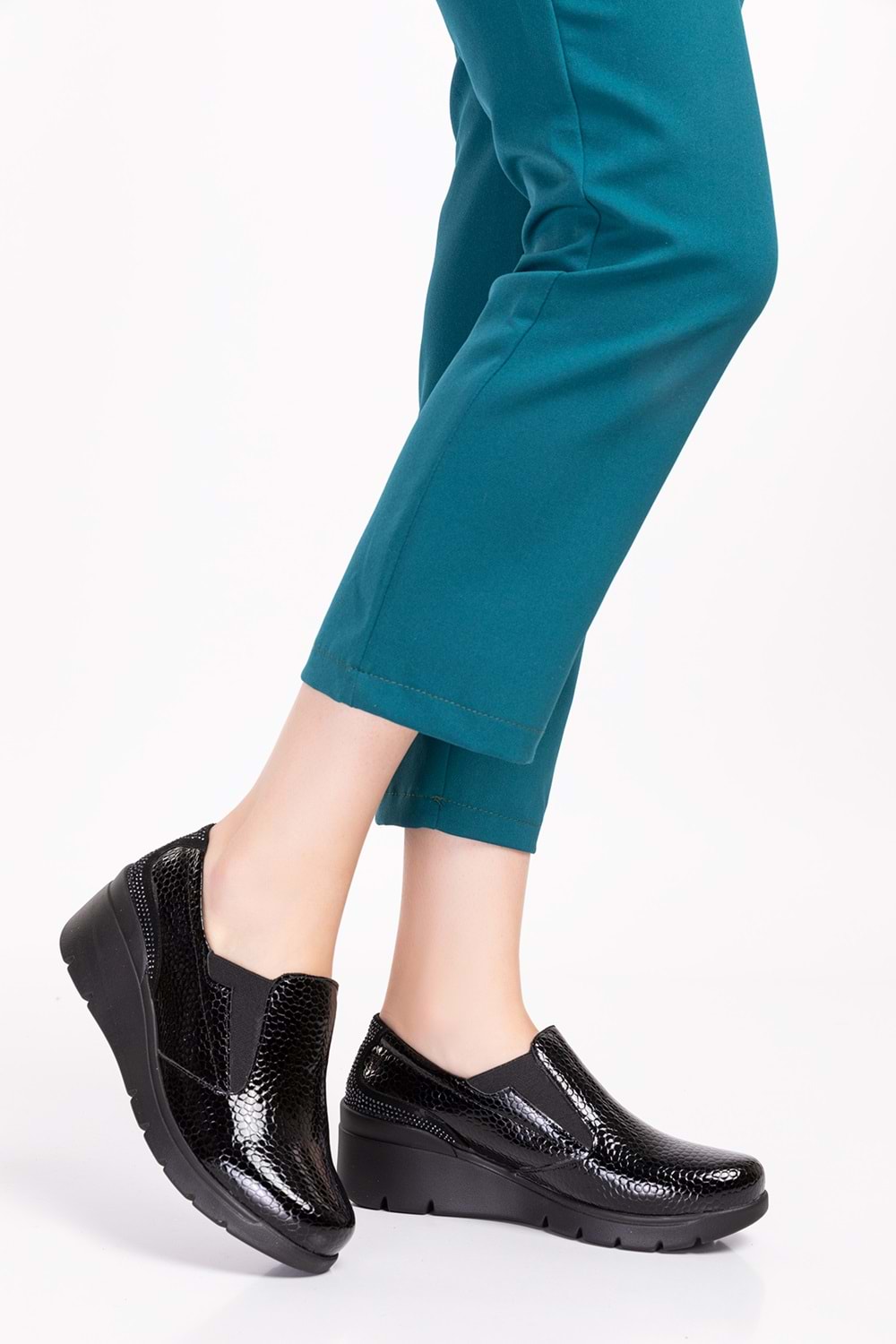 Gondol Hakiki Deri Anatomik Taban Rahat Ayakkabı esfa.4052 - Siyah Petek - 37