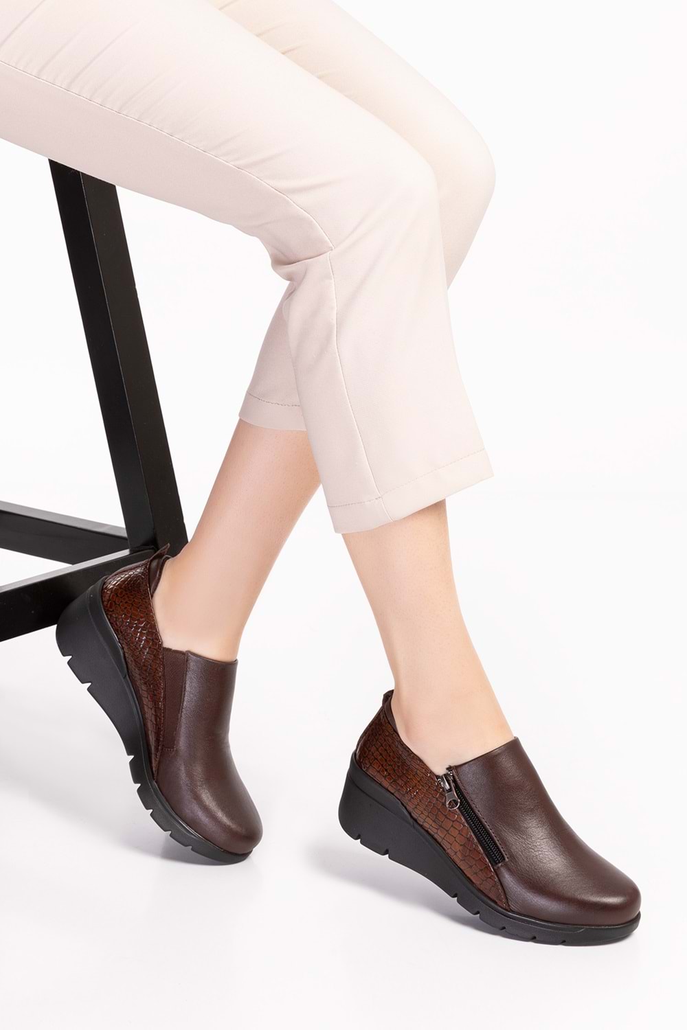 Gondol Hakiki Deri Anatomik Taban Rahat Ayakkabı esfa.4055 - Kahverengi - 41