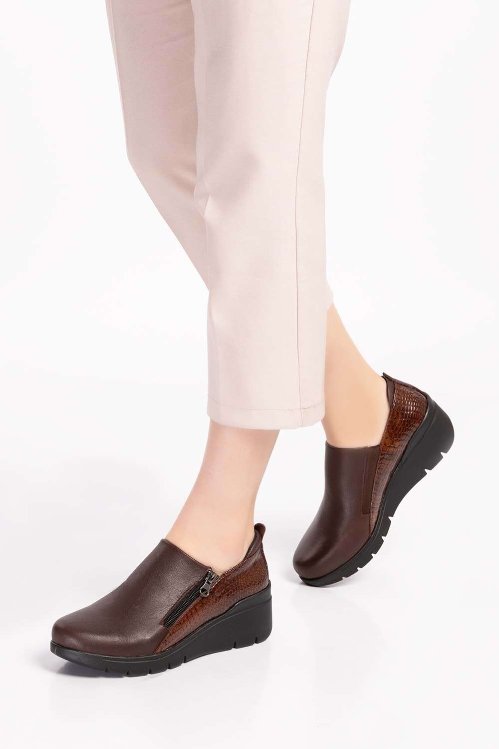 Gondol Hakiki Deri Anatomik Taban Rahat Ayakkabı esfa.4055 - Kahverengi - 41