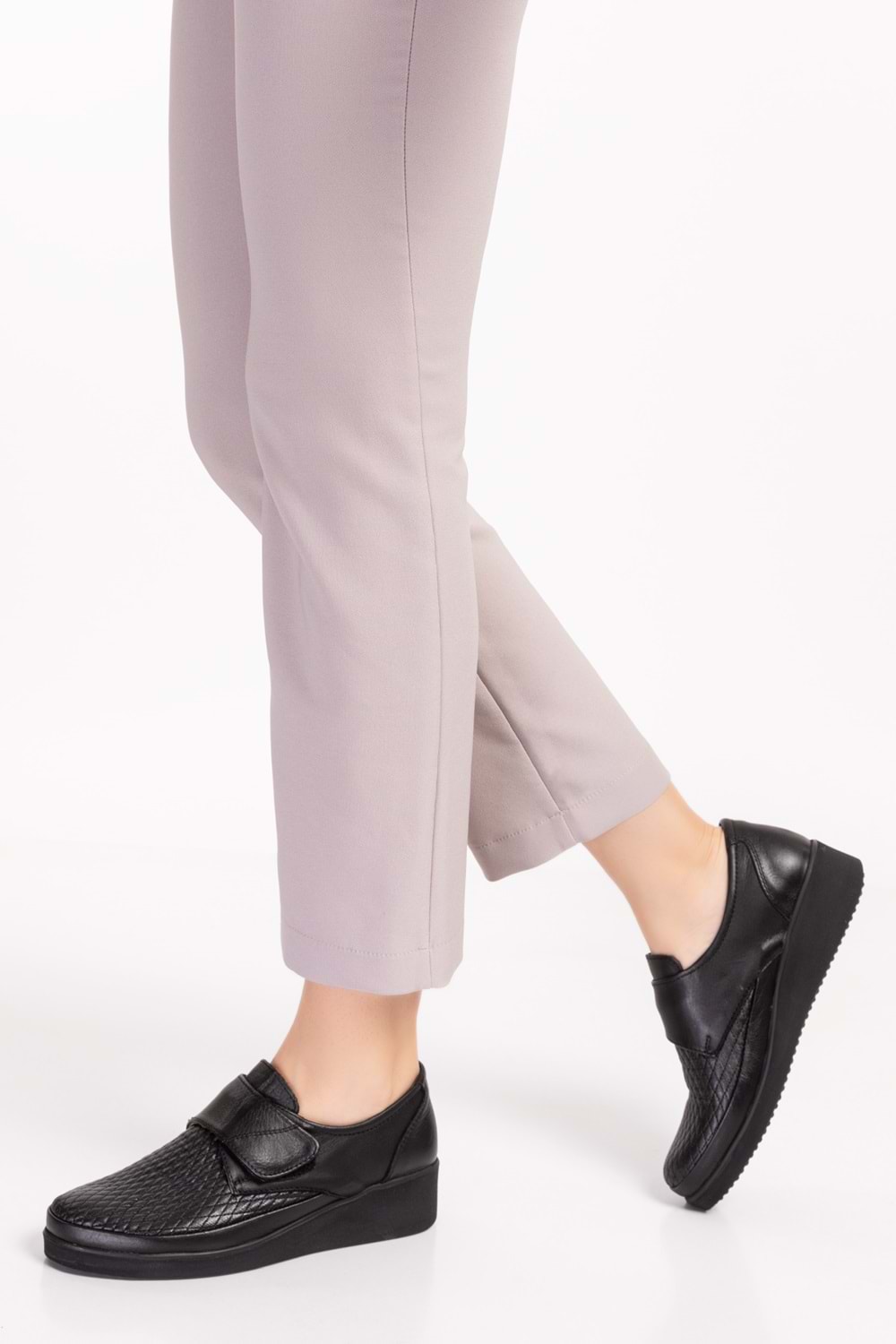 Gondol Hakiki Deri Strech Ortopedik Ayakkabı esp.750 - Siyah - 36