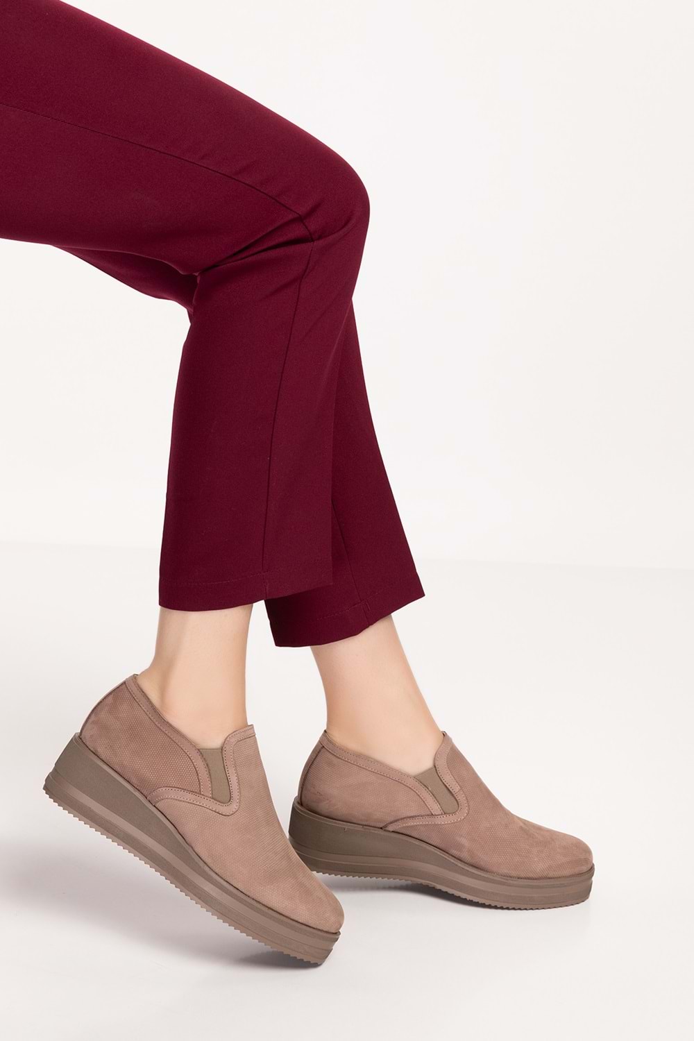 Gondol Kadın Hakiki Deri Anatomik Taban Günlük Ayakkabı ell.6294 - Vizon - 40