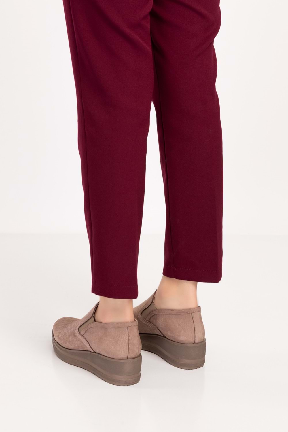 Gondol Kadın Hakiki Deri Anatomik Taban Günlük Ayakkabı ell.6294 - Vizon - 40