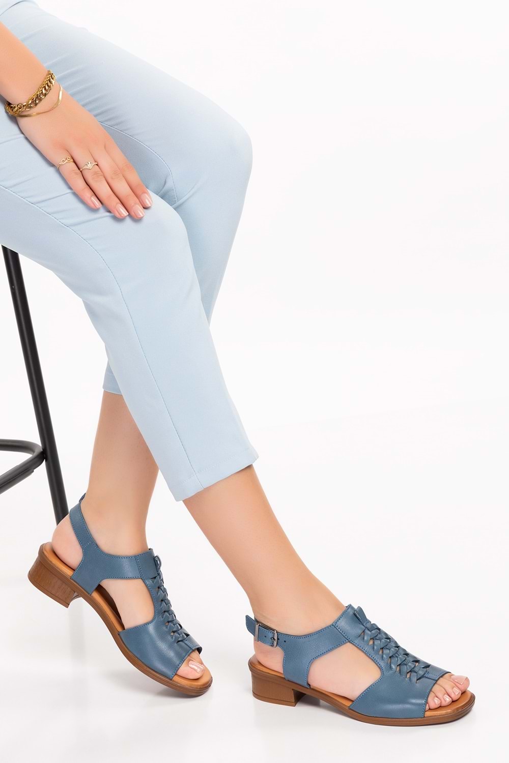 Gondol Hakiki Deri Örgü Topuklu Sandalet İz.6026 - Mavi - 38