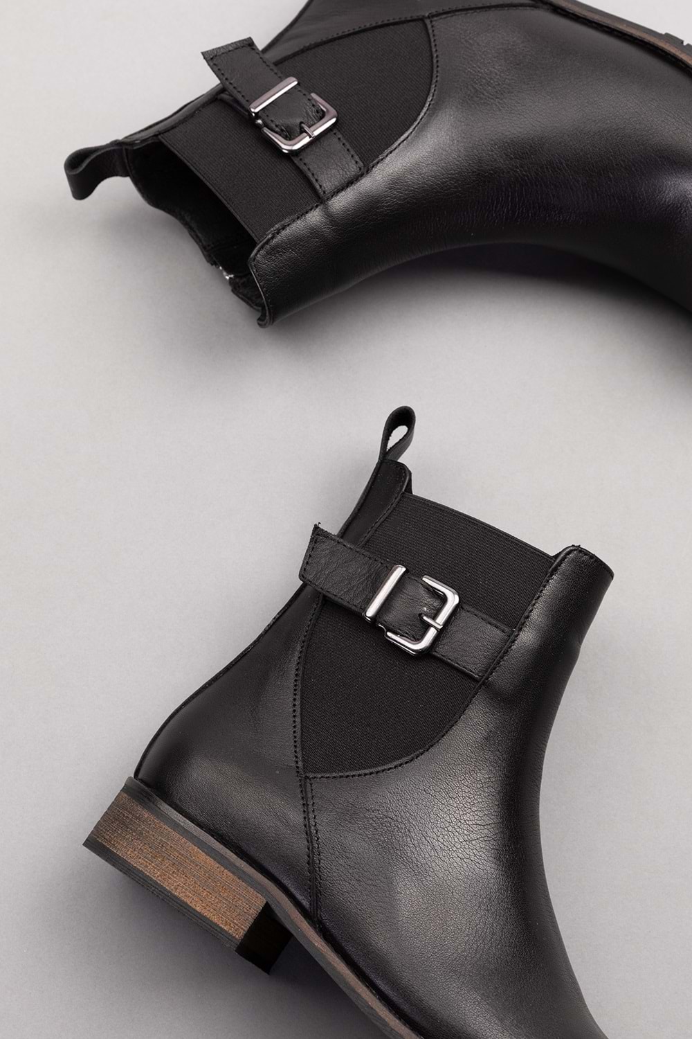 Gondol Kadın Hakiki Deri Günlük Klasik Bot anl.2726 - Siyah - 39