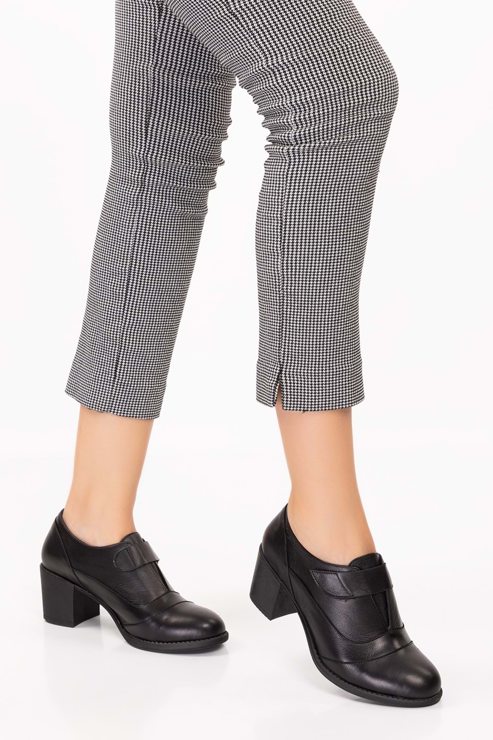 Gondol Kadın Hakiki Deri Rahat Topuklu Ayakkabı anl.7092 - Siyah - 39