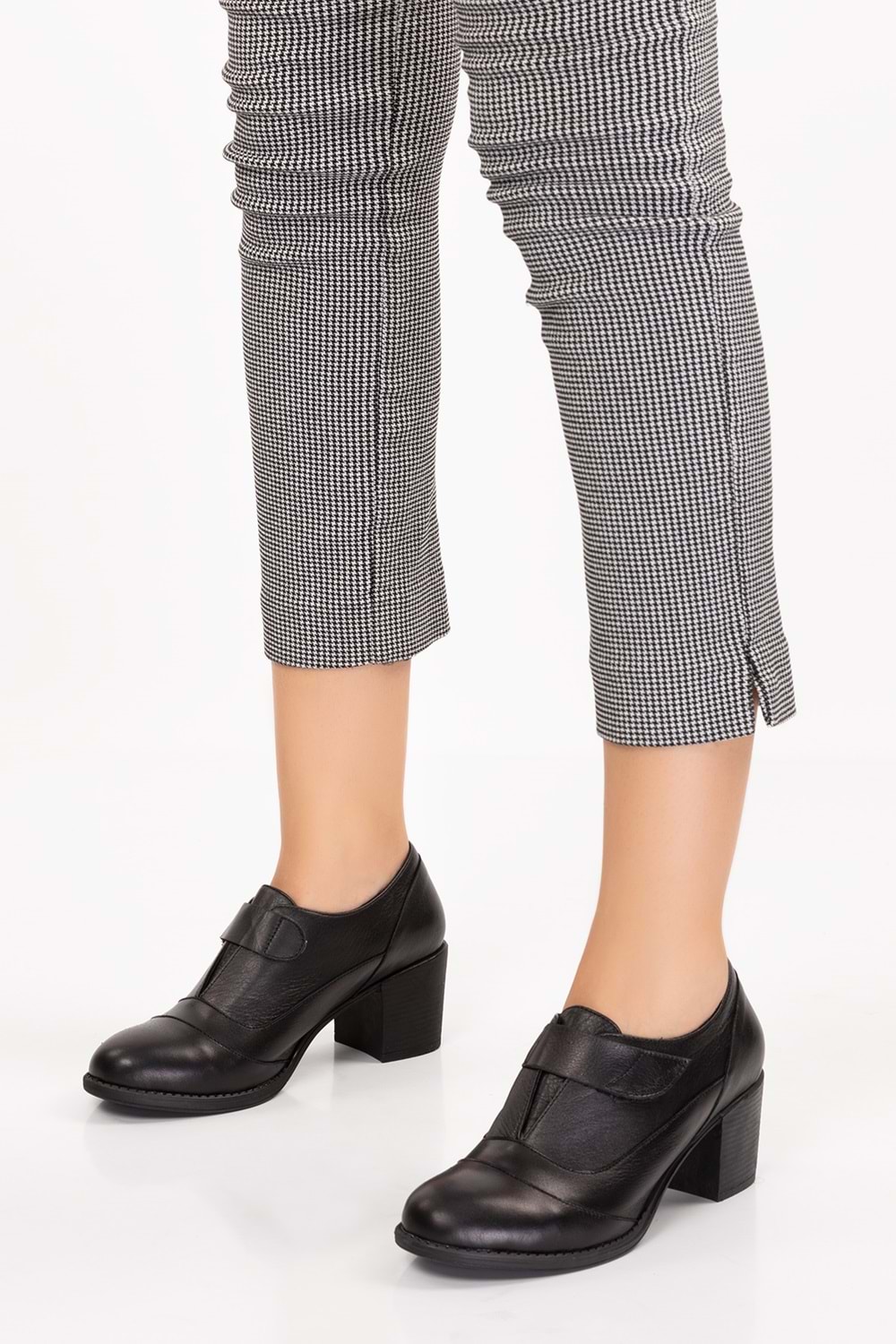 Gondol Kadın Hakiki Deri Rahat Topuklu Ayakkabı anl.7092 - Siyah - 39