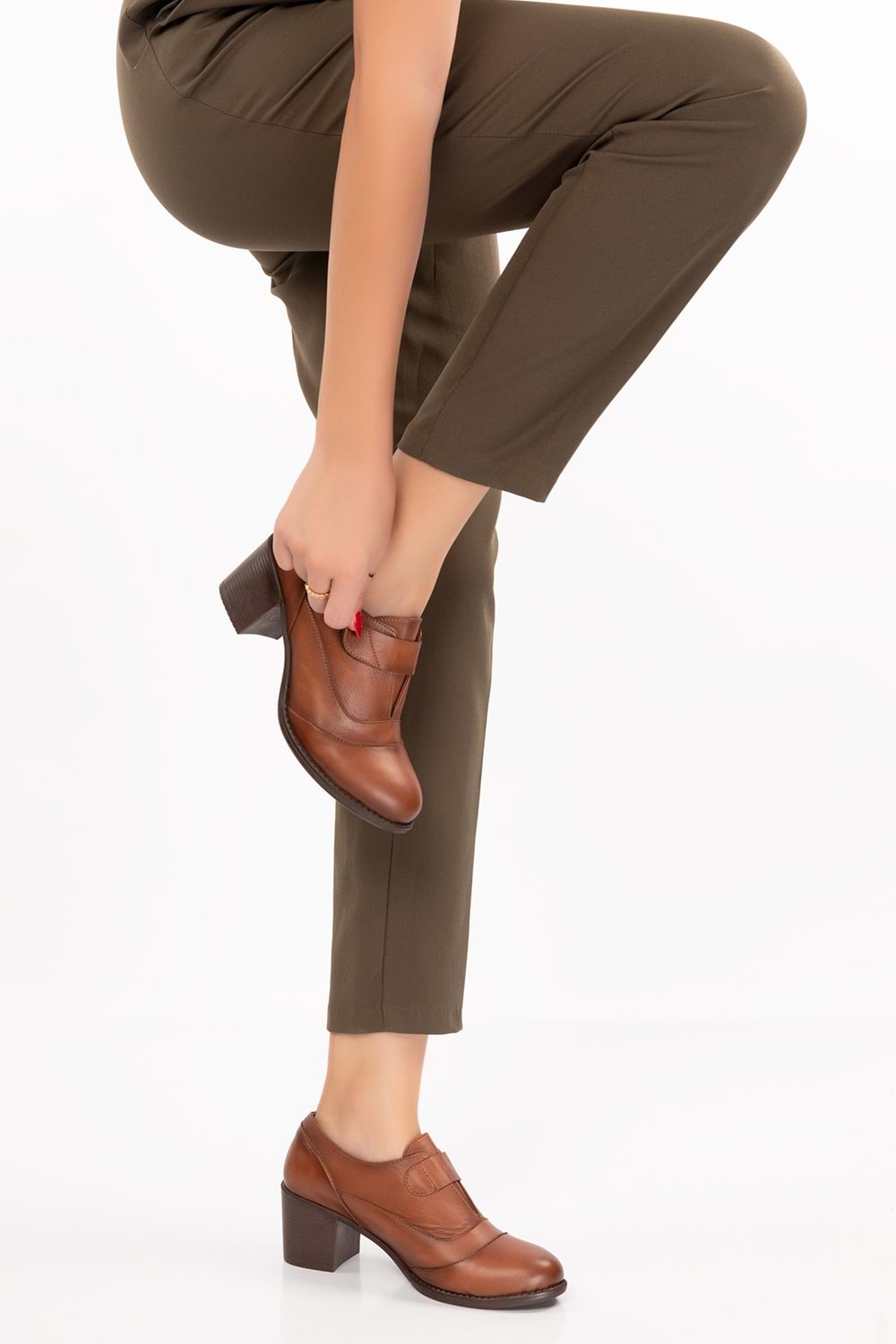 Gondol Kadın Hakiki Deri Rahat Topuklu Ayakkabı anl.7092 - Taba - 40