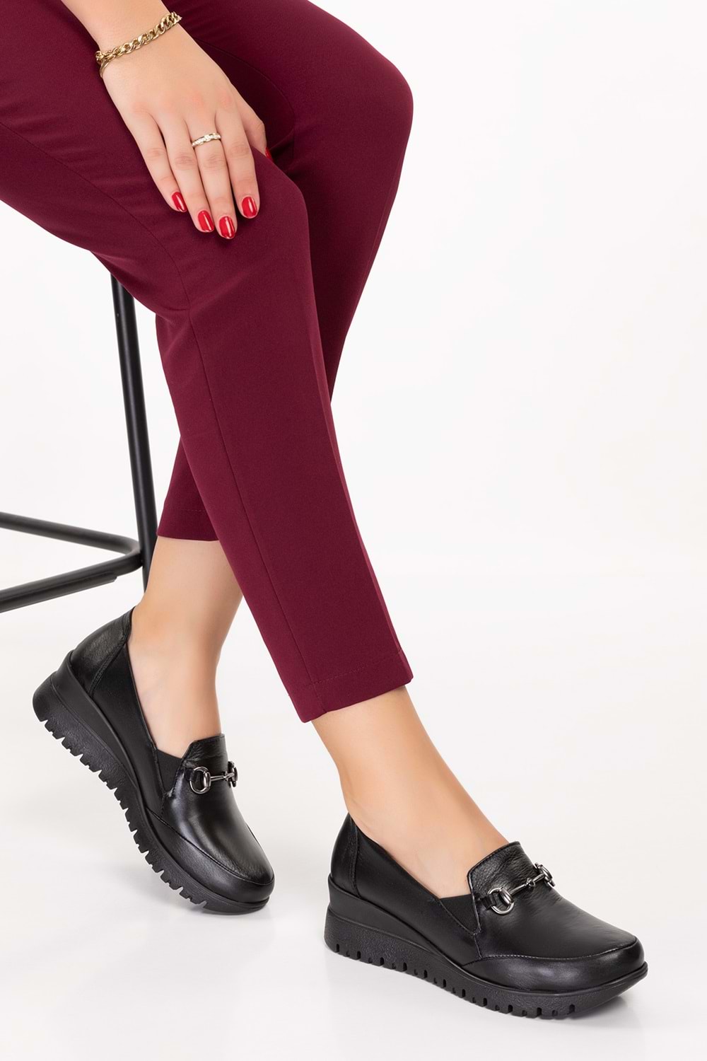 Gondol Kadın Hakiki Deri Anatomik Taban Tokalı Casual Ayakkabı pyt.6210 - Siyah - 37