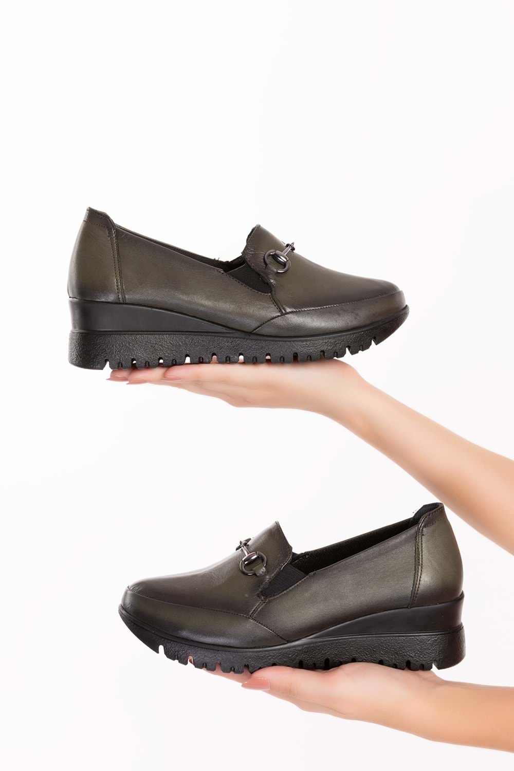 Gondol Kadın Hakiki Deri Anatomik Taban Tokalı Casual Ayakkabı pyt.6210 - Haki - 36