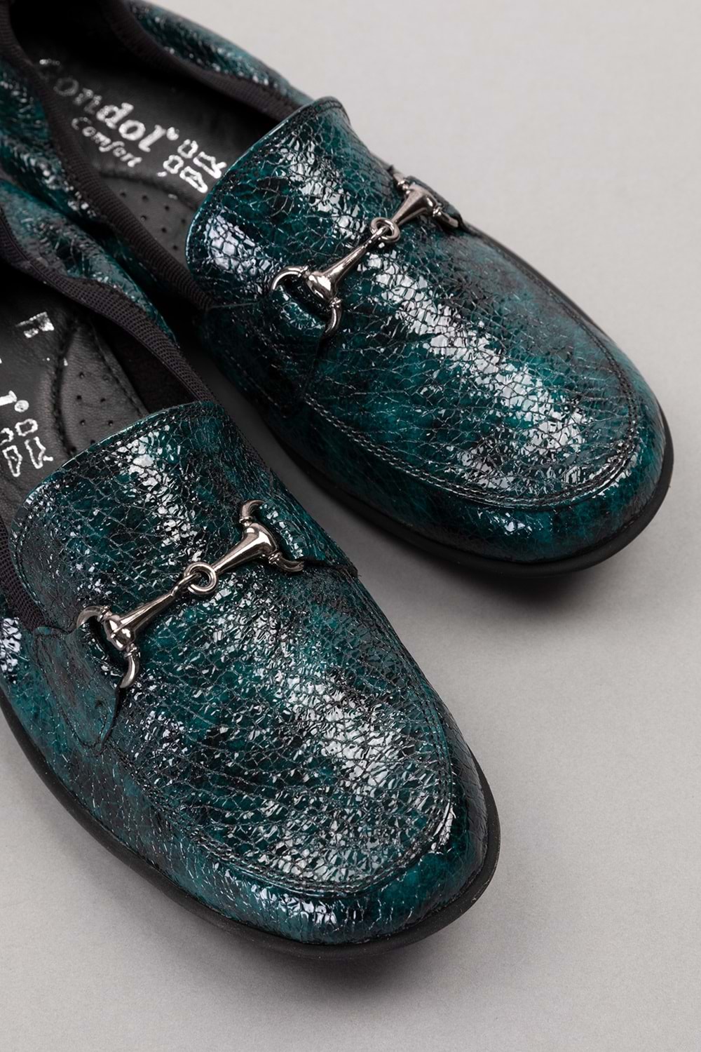 Gondol Kadın Hakiki Deri Anatomik Taban Lastikli Babet ell.7085 - Yeşil Croco - 40