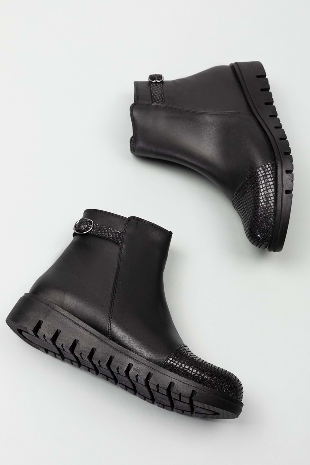 Gondol Kadın Hakiki Deri Petek Detaylı Bot elnr.1450 - Siyah - 40