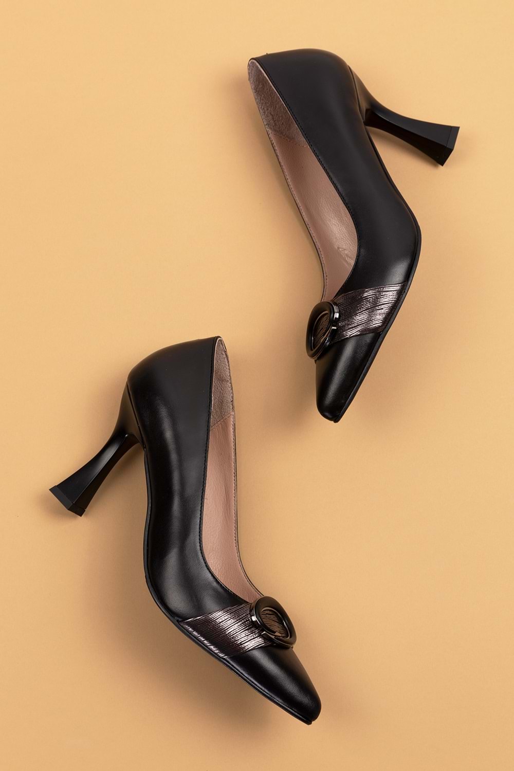 Gondol Kadın Hakiki Deri Stiletto Ayakkabı ast.6201 - Siyah - 40