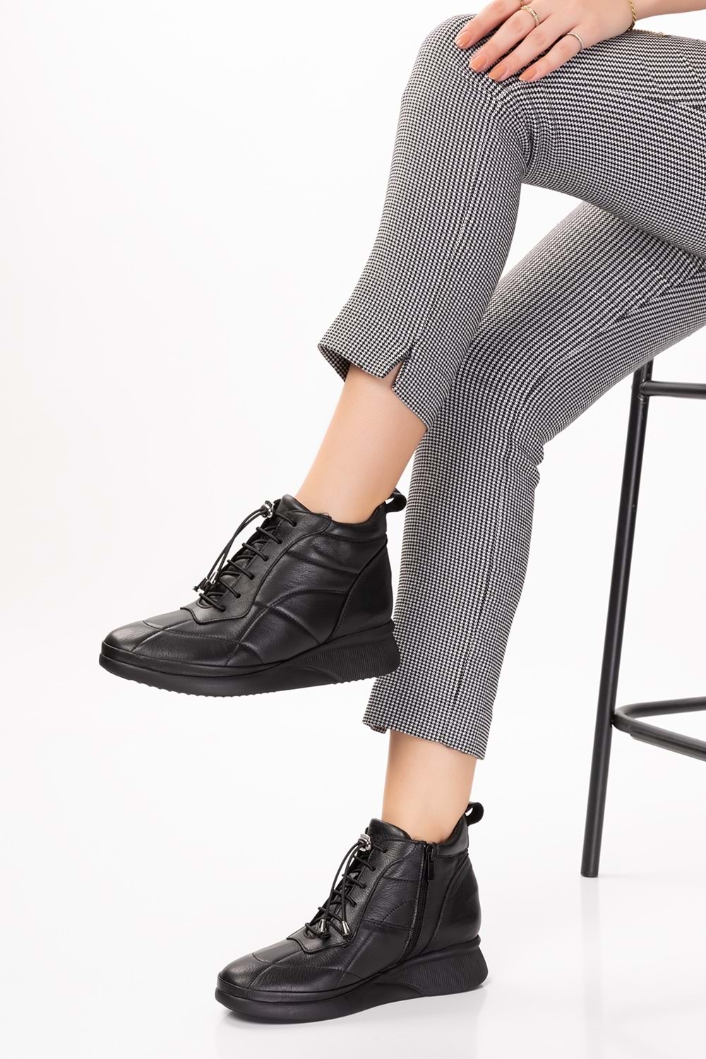 Gondol Kadın Hakiki Deri Hafif Günlük Spor Bot ndr.5515 - Siyah - 41