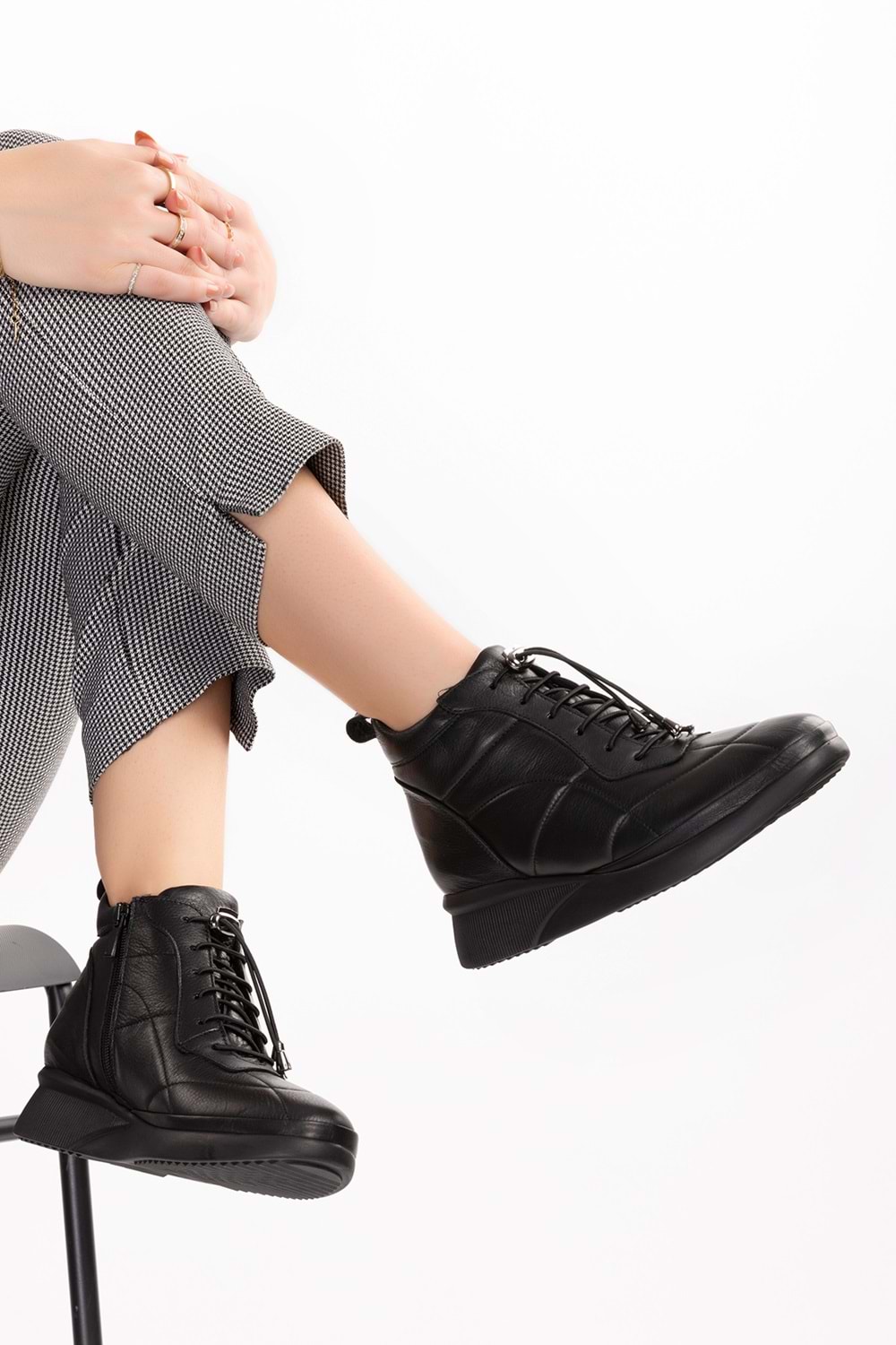 Gondol Kadın Hakiki Deri Hafif Günlük Spor Bot ndr.5515 - Siyah - 41