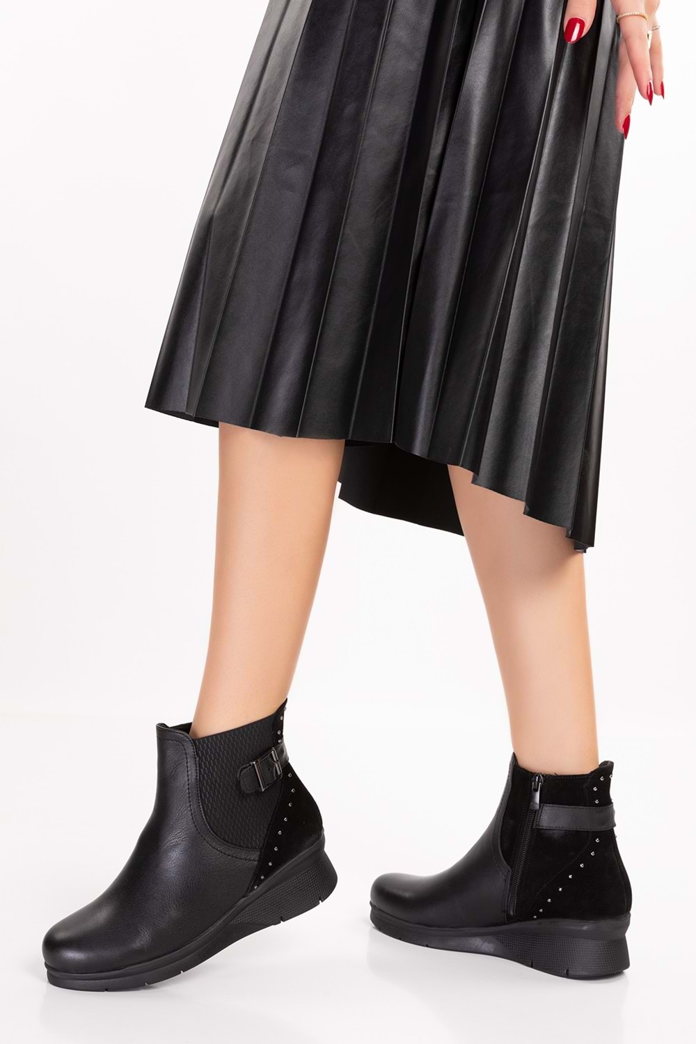 Gondol Kadın Hakiki Deri Günlük Rahat Bot ell.7101 - Siyah - 40