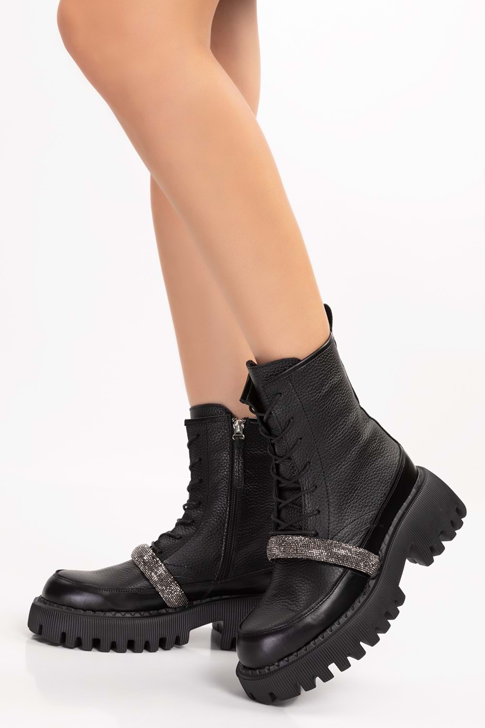 Gondol Kadın Hakiki Deri Kalın Topuklu Hafif Taş Detaylı Şık Bot rg.88222 - Siyah - 37