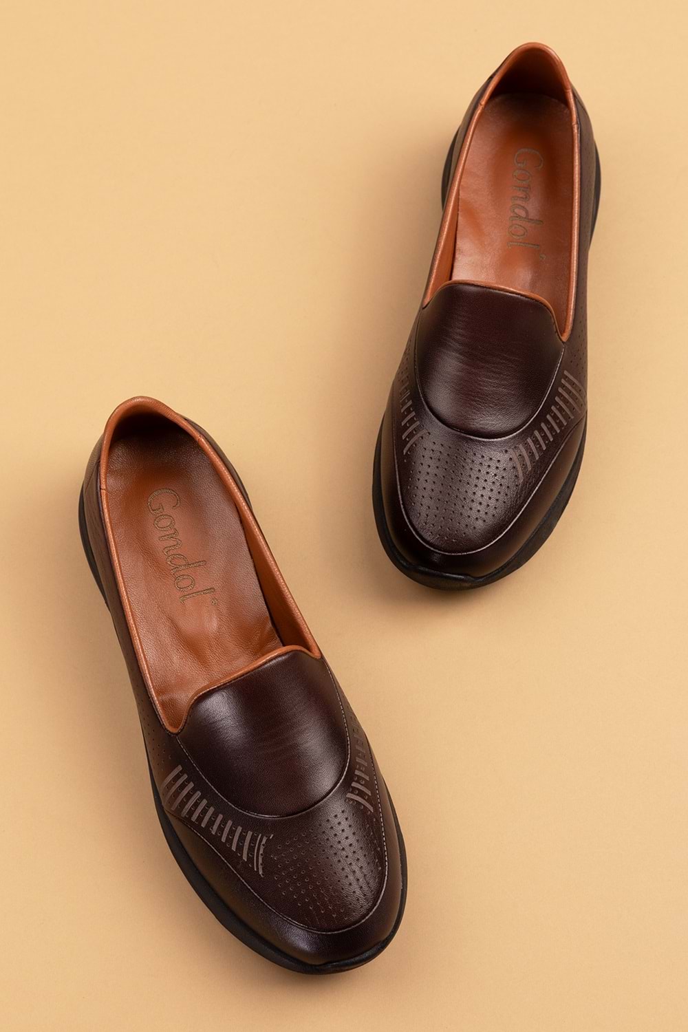 Gondol Kadın Hakiki Deri Hafif Taban Klasik Günlük Ayakkabı at.4218 - Kahverengi - 36