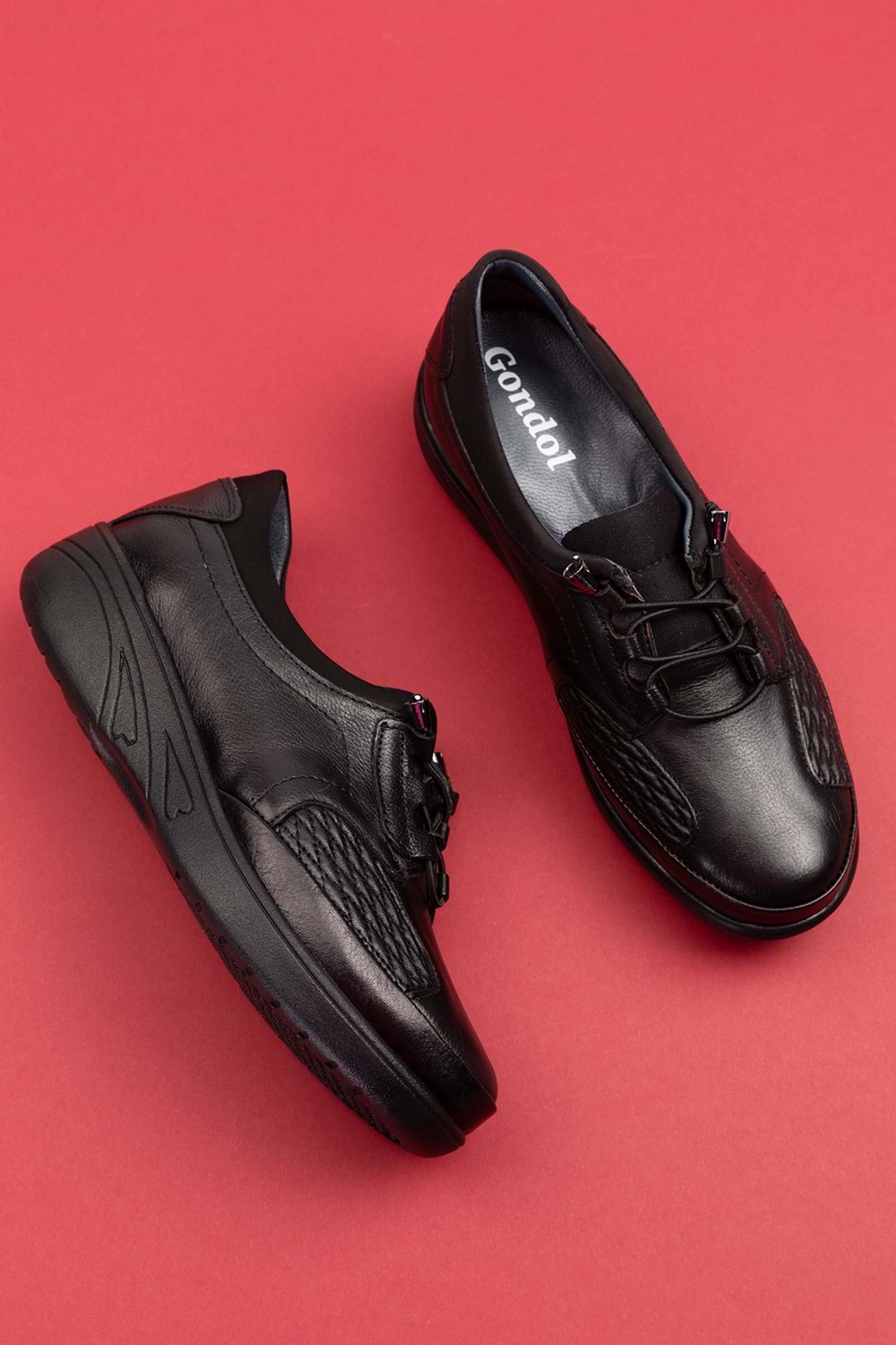 Gondol Hakiki Deri Kadın Kemik Çıkıntısına Özel Ayakkabı at.4204 - Siyah - 36