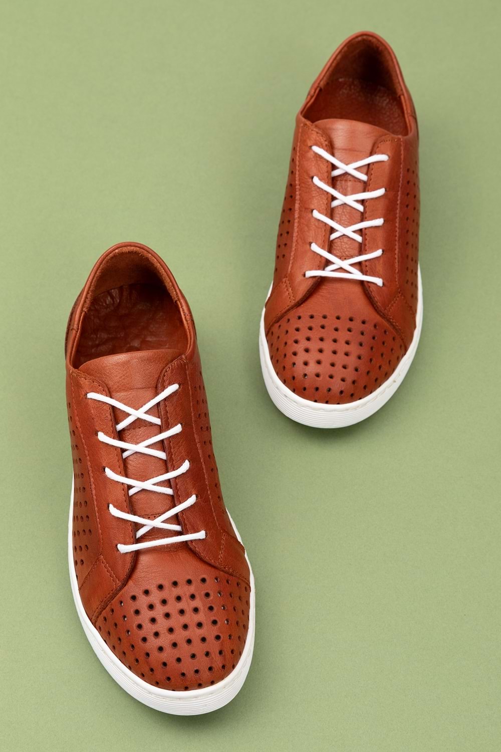 Gondol Kadın Hakiki Deri Günlük Rahat Ayakkabı gnd.108 - Fındık - 40