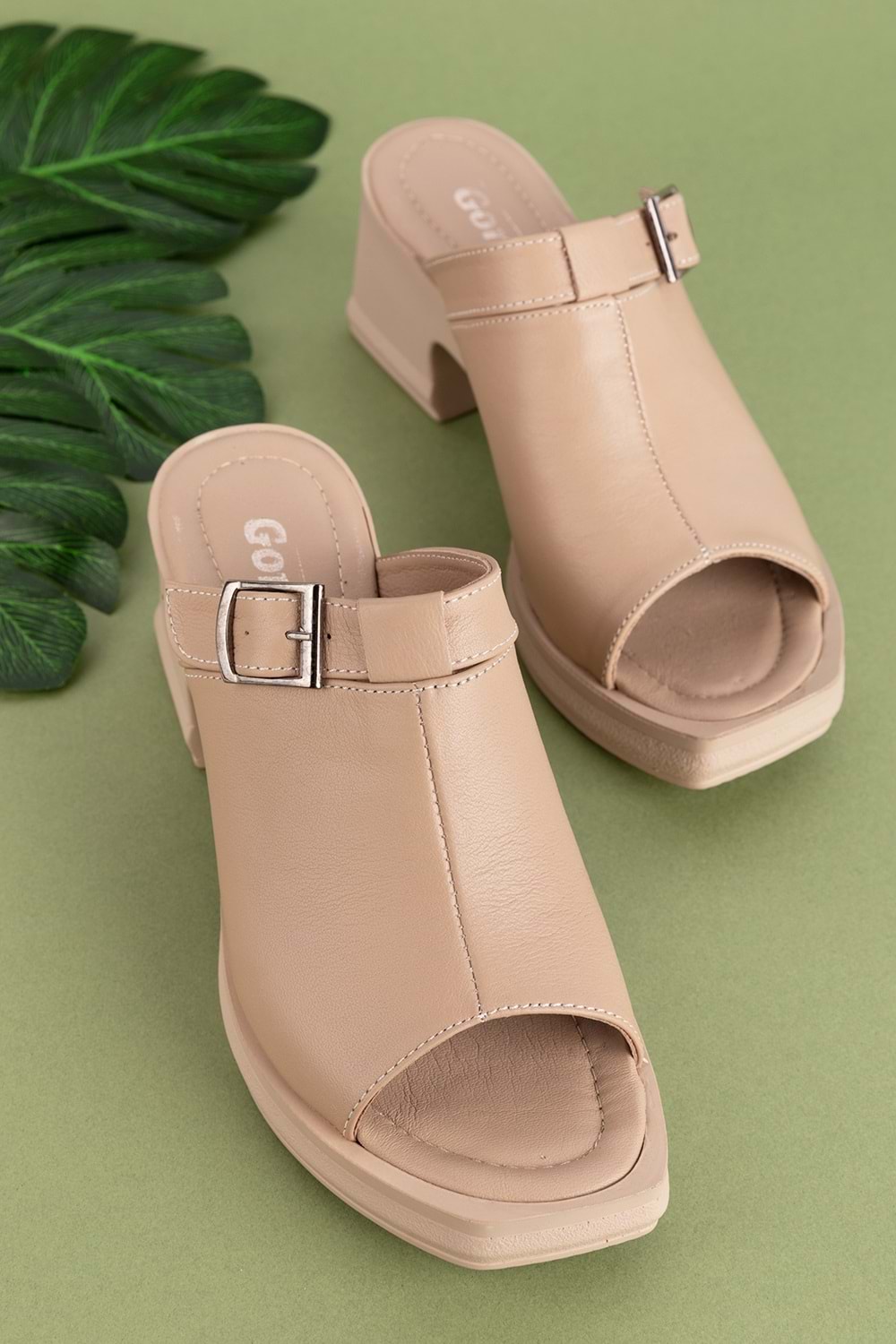 Gondol Kadın Hakiki Deri Şık Topuklu Terlik ez.5003 - Vizon - 38