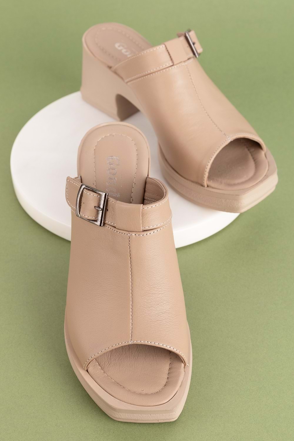 Gondol Kadın Hakiki Deri Şık Topuklu Terlik ez.5003 - Vizon - 38