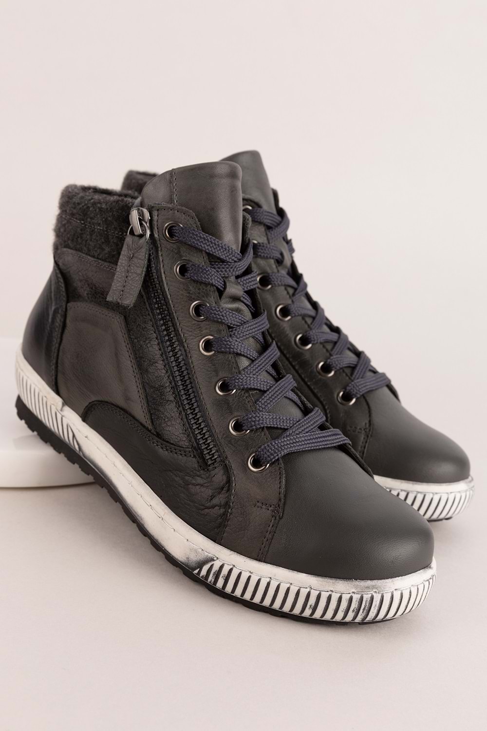 Gondol Içi Dışı Hakiki Deri Günlük Bot tzr.24050 - Antrasit - 40