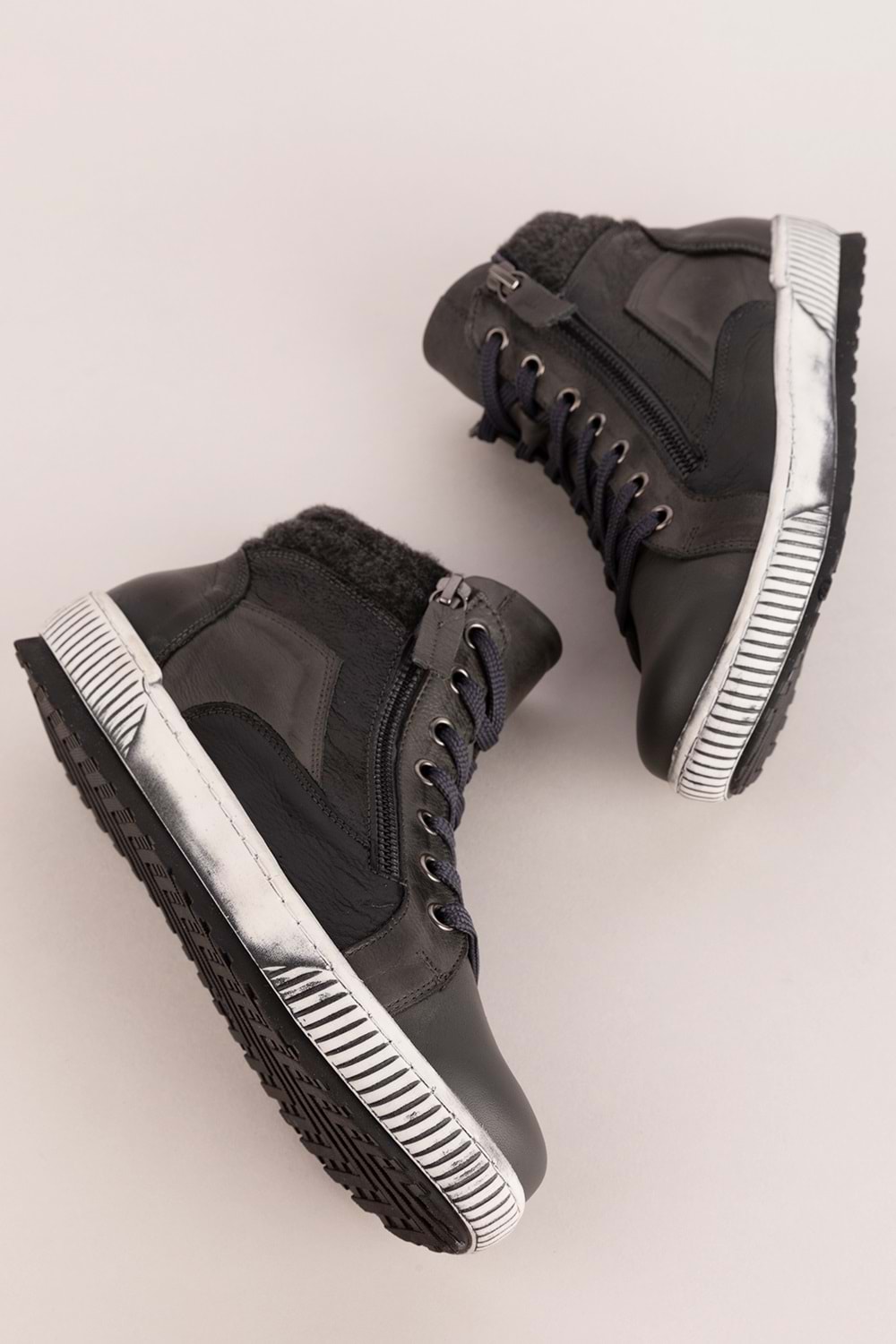 Gondol Içi Dışı Hakiki Deri Günlük Bot tzr.24050 - Antrasit - 40