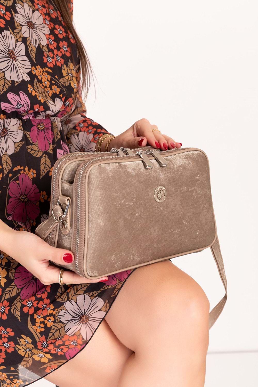 Gondol Kadın Günlük Çapraz Omuz Çantası gp.1327 - Vizon - TEK EBAT