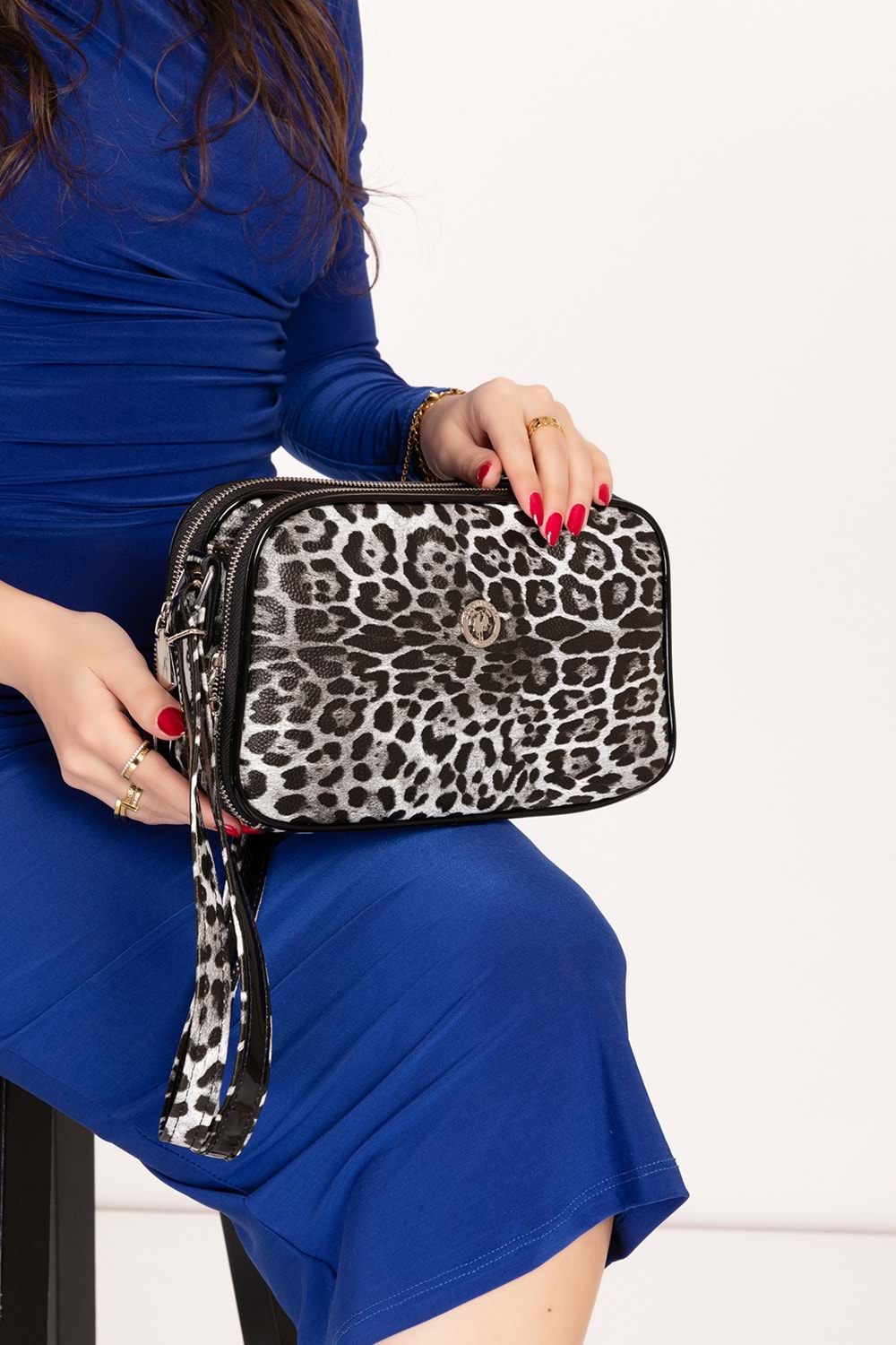 Gondol Kadın Günlük Çapraz Omuz Çantası gp.1327 - Beyaz Leopar - TEK EBAT