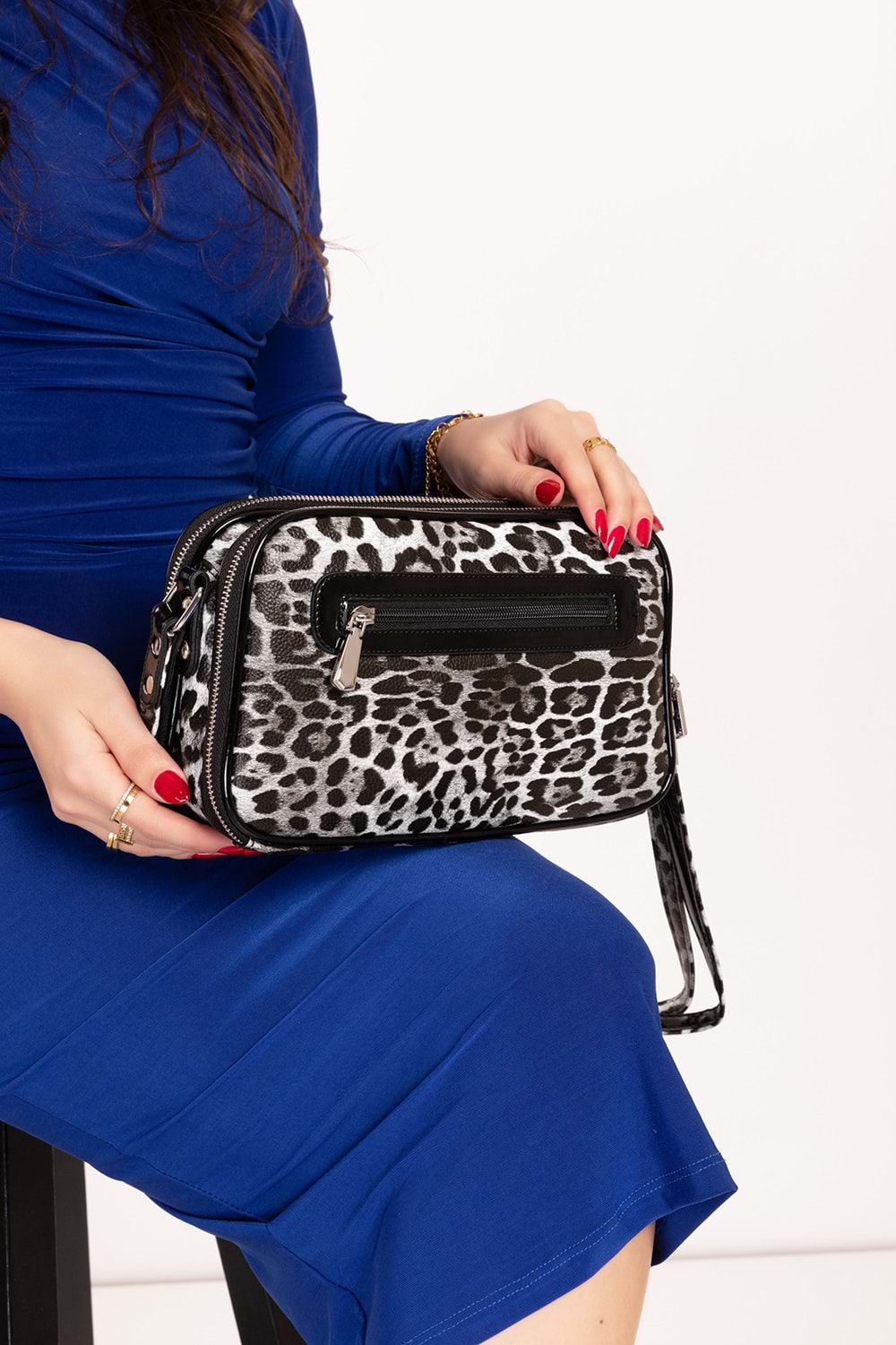 Gondol Kadın Günlük Çapraz Omuz Çantası gp.1327 - Beyaz Leopar - TEK EBAT