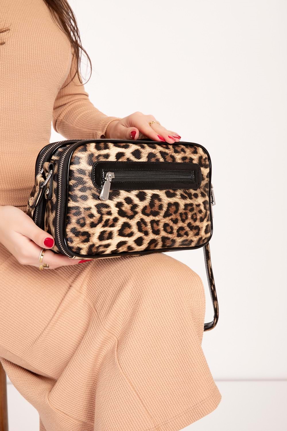 Gondol Kadın Günlük Çapraz Omuz Çantası gp.1327 - Leopar - TEK EBAT
