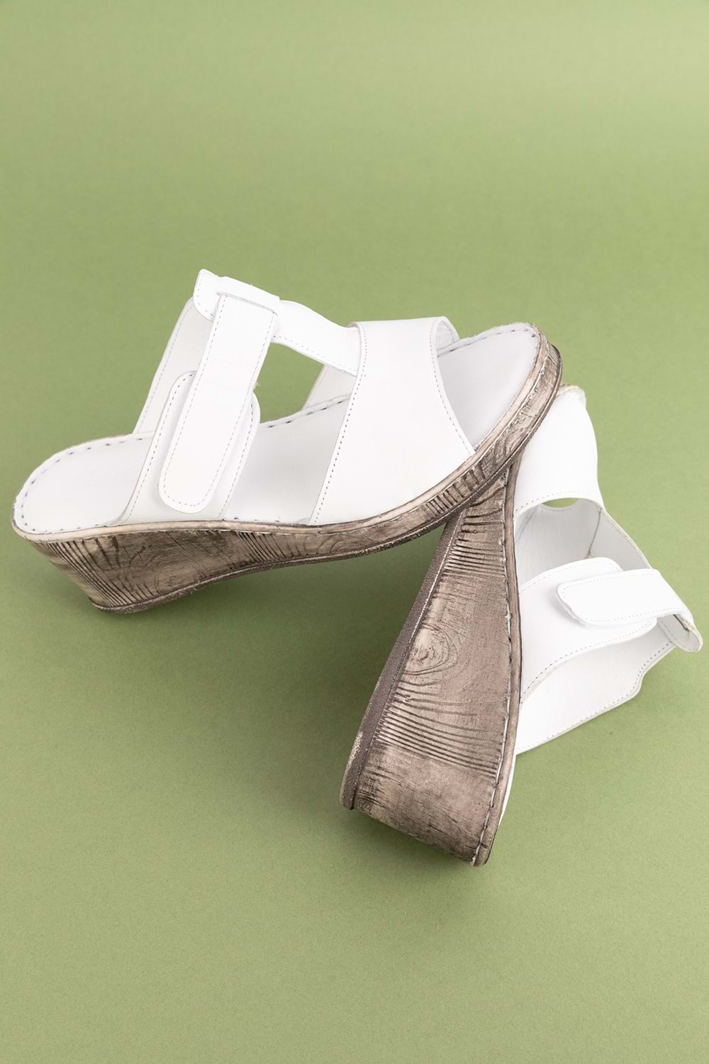 Gondol Hakiki Deri Dolgu Topuklı Yumuşak Taban Rahat Terlik irm.15 - Beyaz - 40