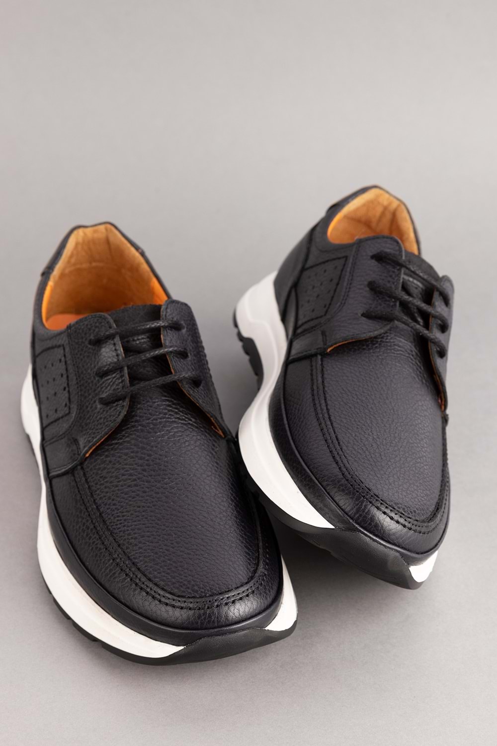 Gondol Içi Dışı Hakiki Deri Günlük Rahat Hafif Ayakkabı src.455 - Siyah - 40