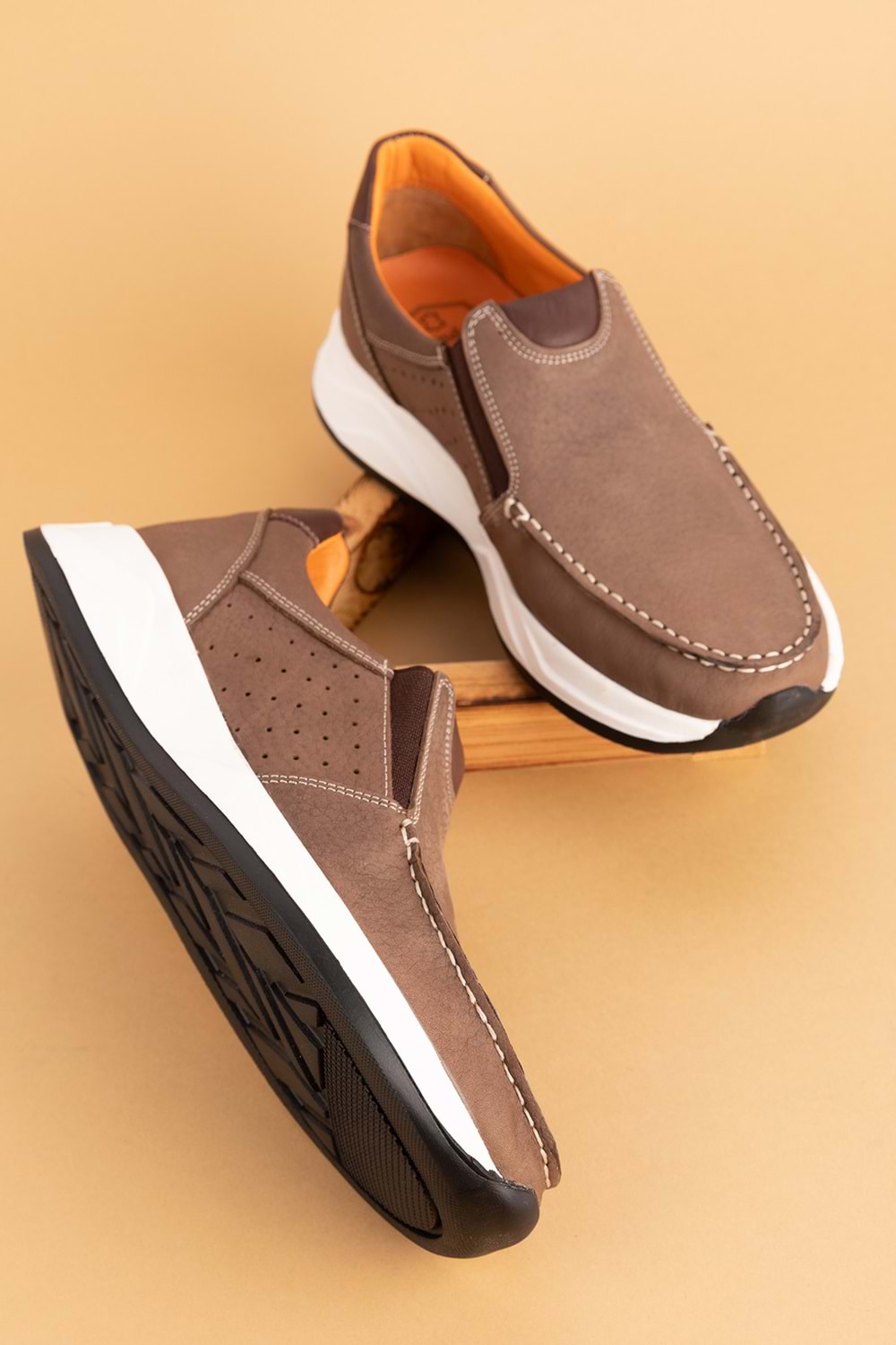 Gondol Içi Dışı Hakiki Deri Günlük Rahat Hafif Ayakkabı src.609 - Vizon Nubuk - 40