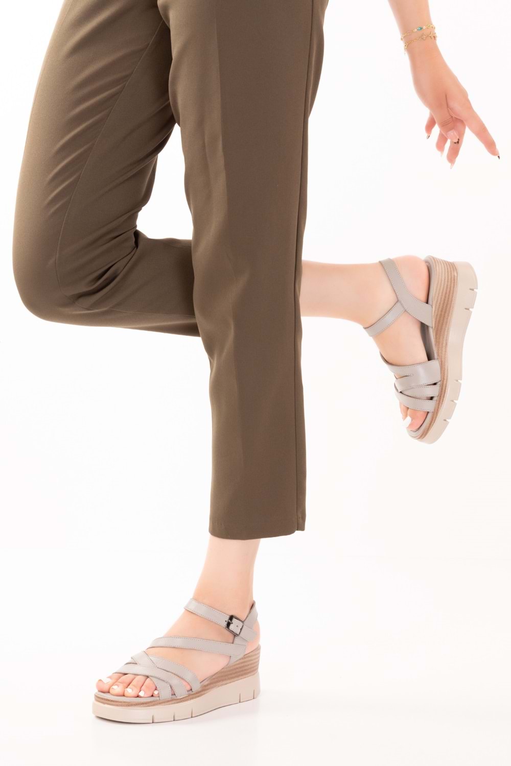 Gondol Kadın Hakiki Deri Platform Topuklu Rahat Günlük Sandalet tlh.1055 - Gri - 40