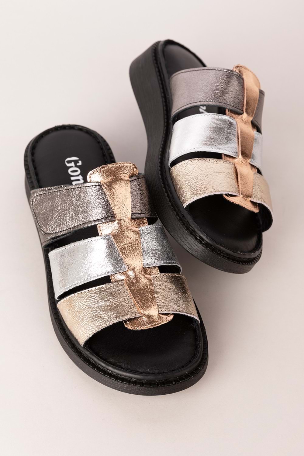 Gondol Kadın Hakiki Deri Rahat Günlük Terlik usl.2517 - Metalik Kombin - 36