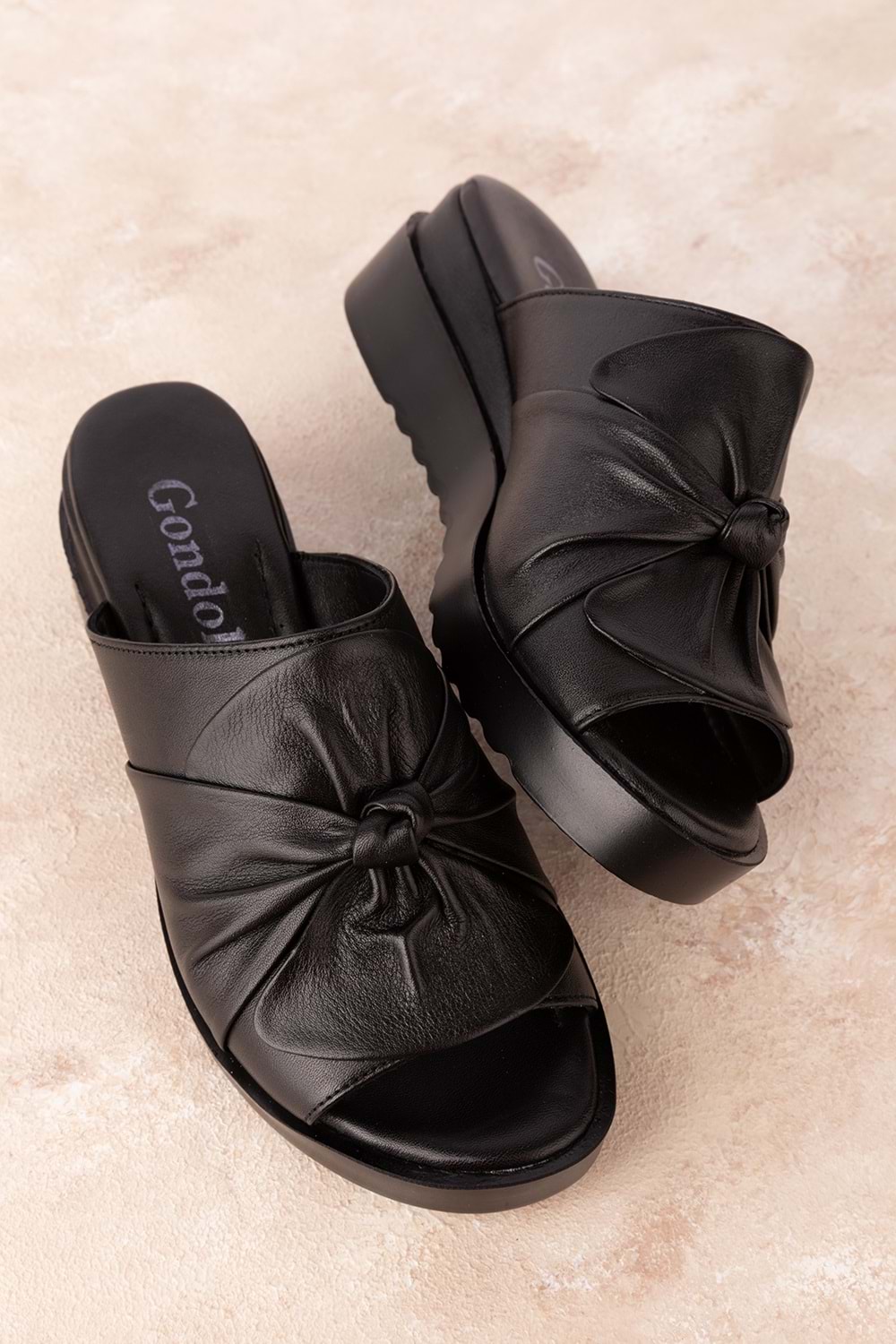 Gondol Hakiki Deri Şık Günlük Terlik elnr.454 - Siyah - 36