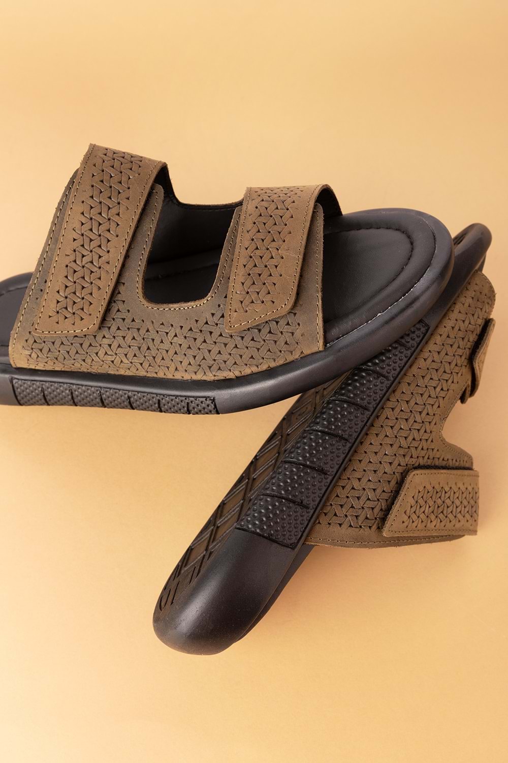 Gondol Erkek Hakiki Deri Cırtlı Ayarlanabilir Rahat Terlik esm.6016 - Haki - 44