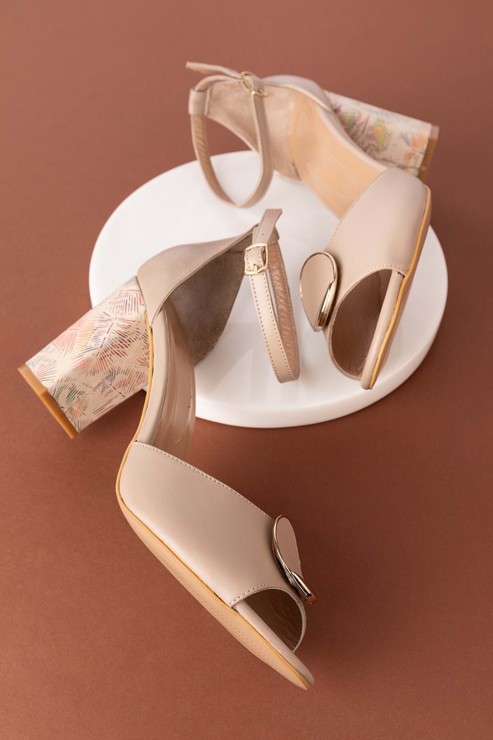 Gondol Kadın Hakiki Deri Renkli Topuklu Ayakkabı ast.4255 - Vizon - 40